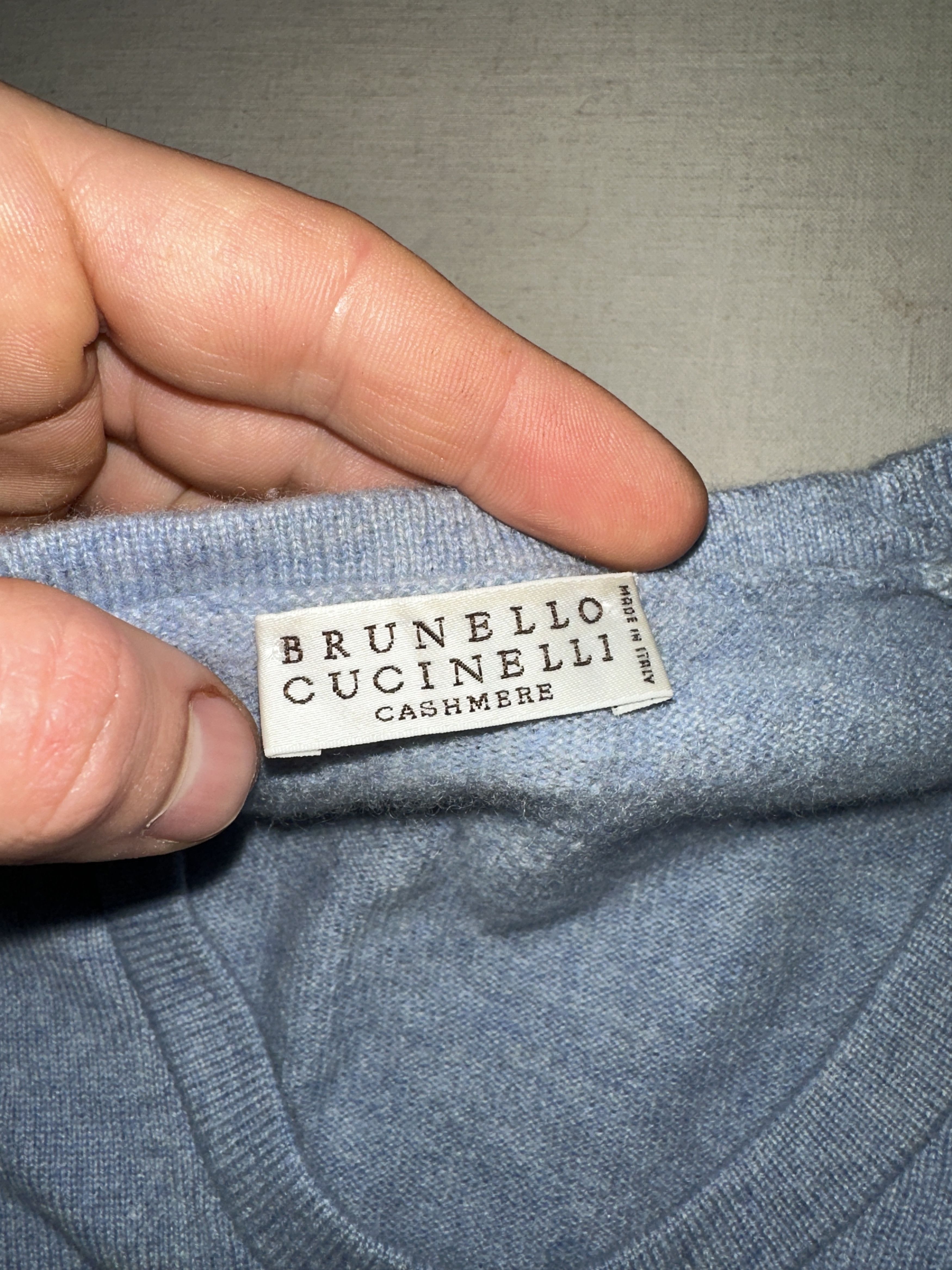 Brunello Cucinelli Brunello Cucinelli Cashmere V Neck Fine Knit Sweater S M Size M / US 6-8 / IT 42-44 - 10 Thumbnail
