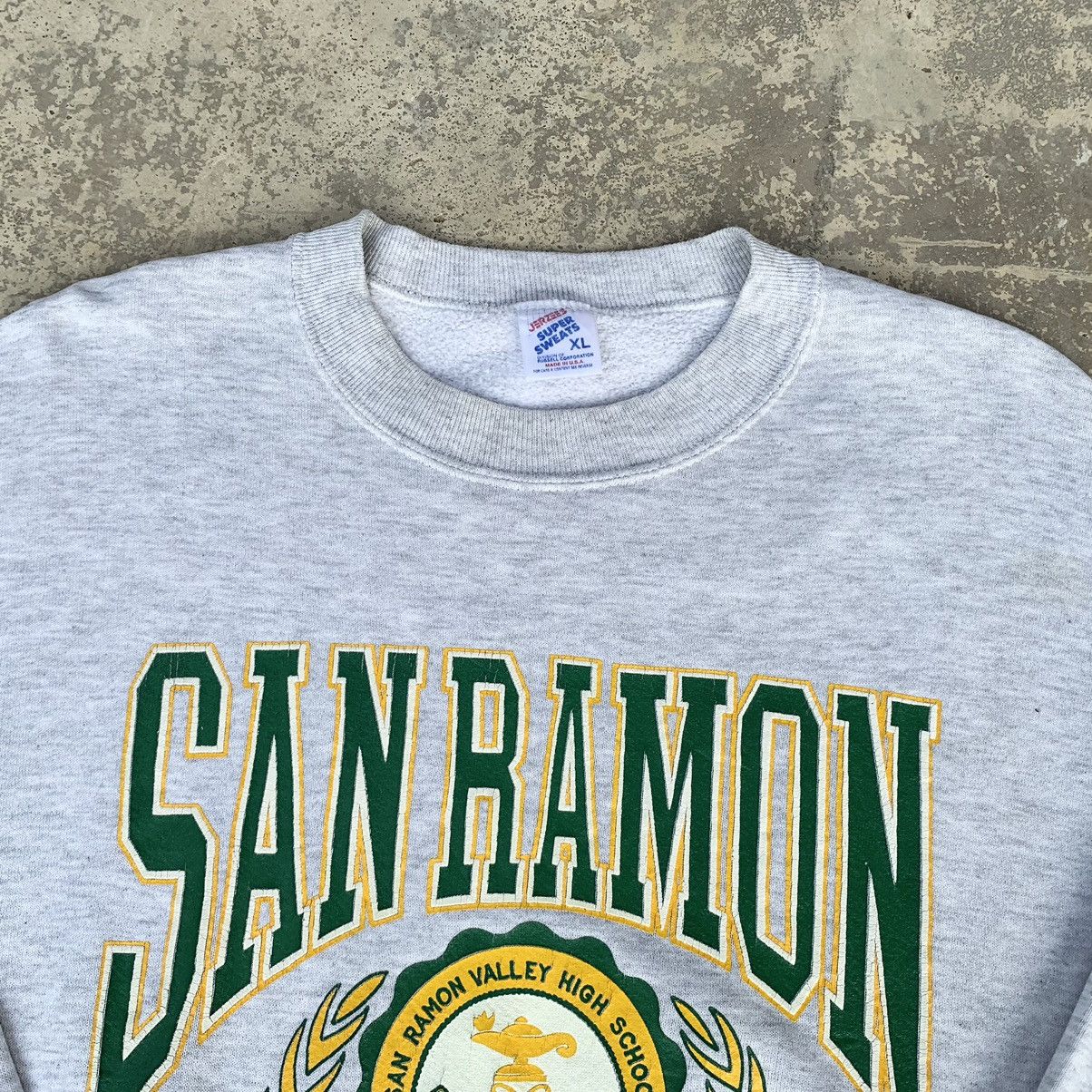 Jerzees × Vintage Vintage 90s Jerzees San Ramon Wolves Sweatshirt Size US L / EU 52-54 / 3 - 4 Thumbnail