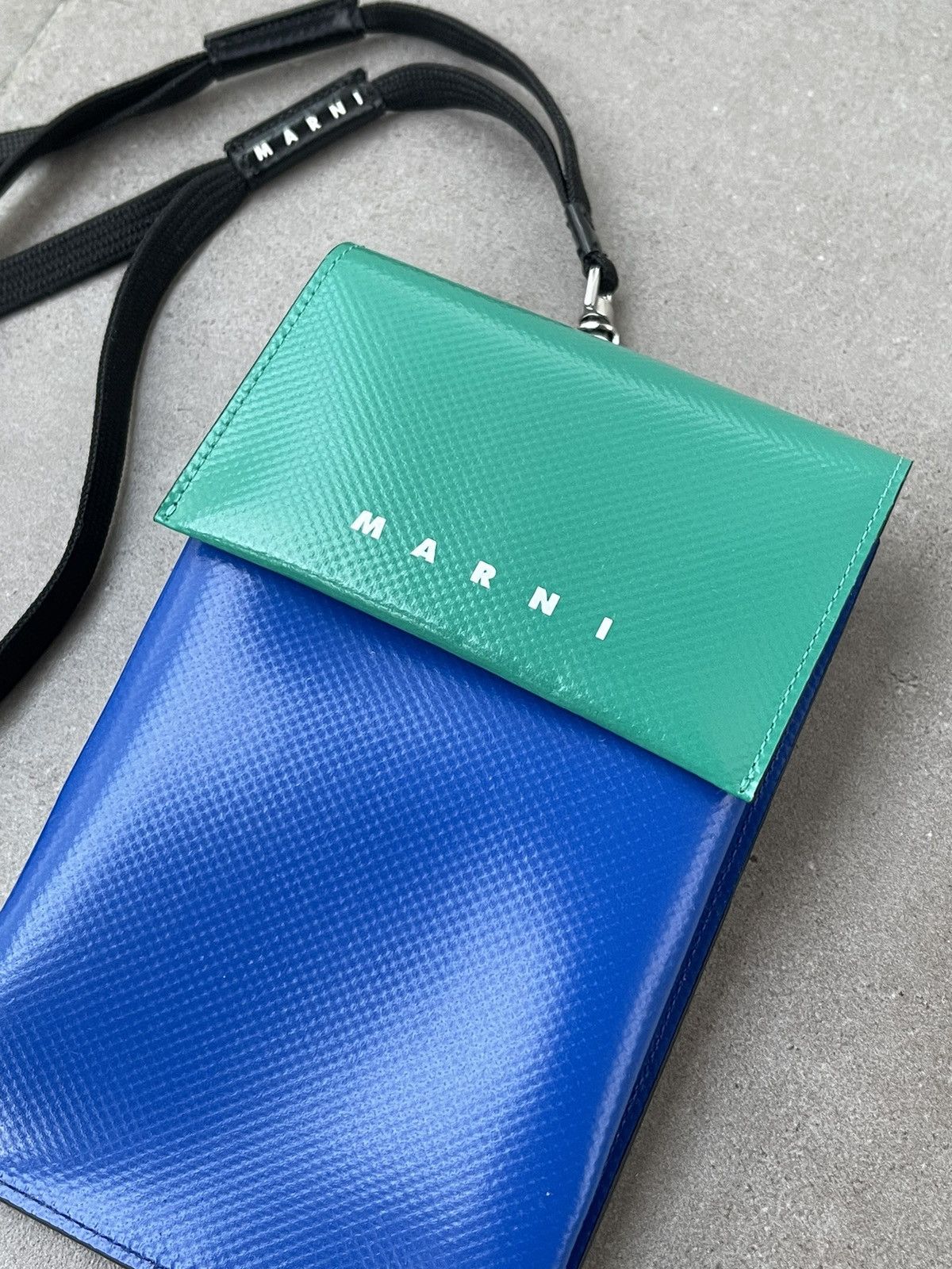 Marni !DS! SS22 Marni Tribeca Two Tones Blue Green Phone Case Size ONE SIZE - 4 Thumbnail