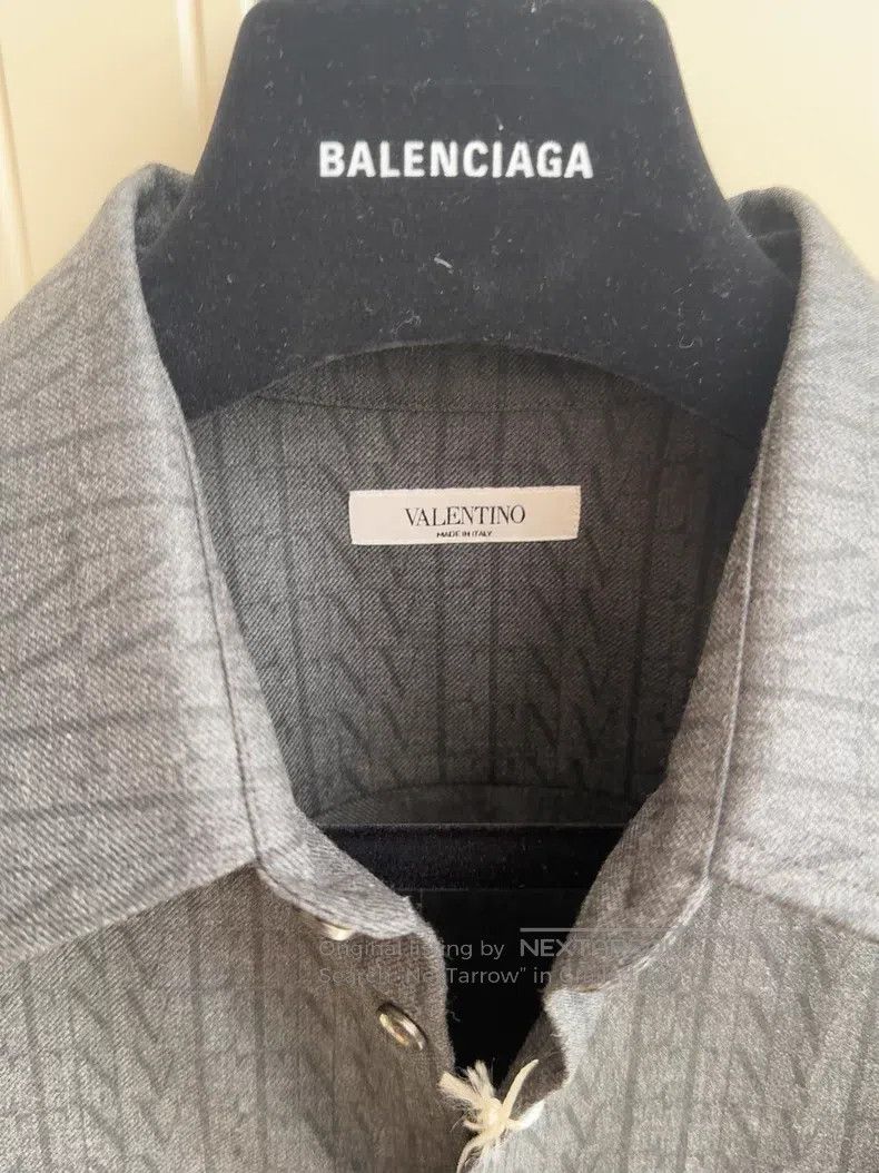 Valentino Valentino Casual shirts Size US L / EU 52-54 / 3 - 4 Thumbnail