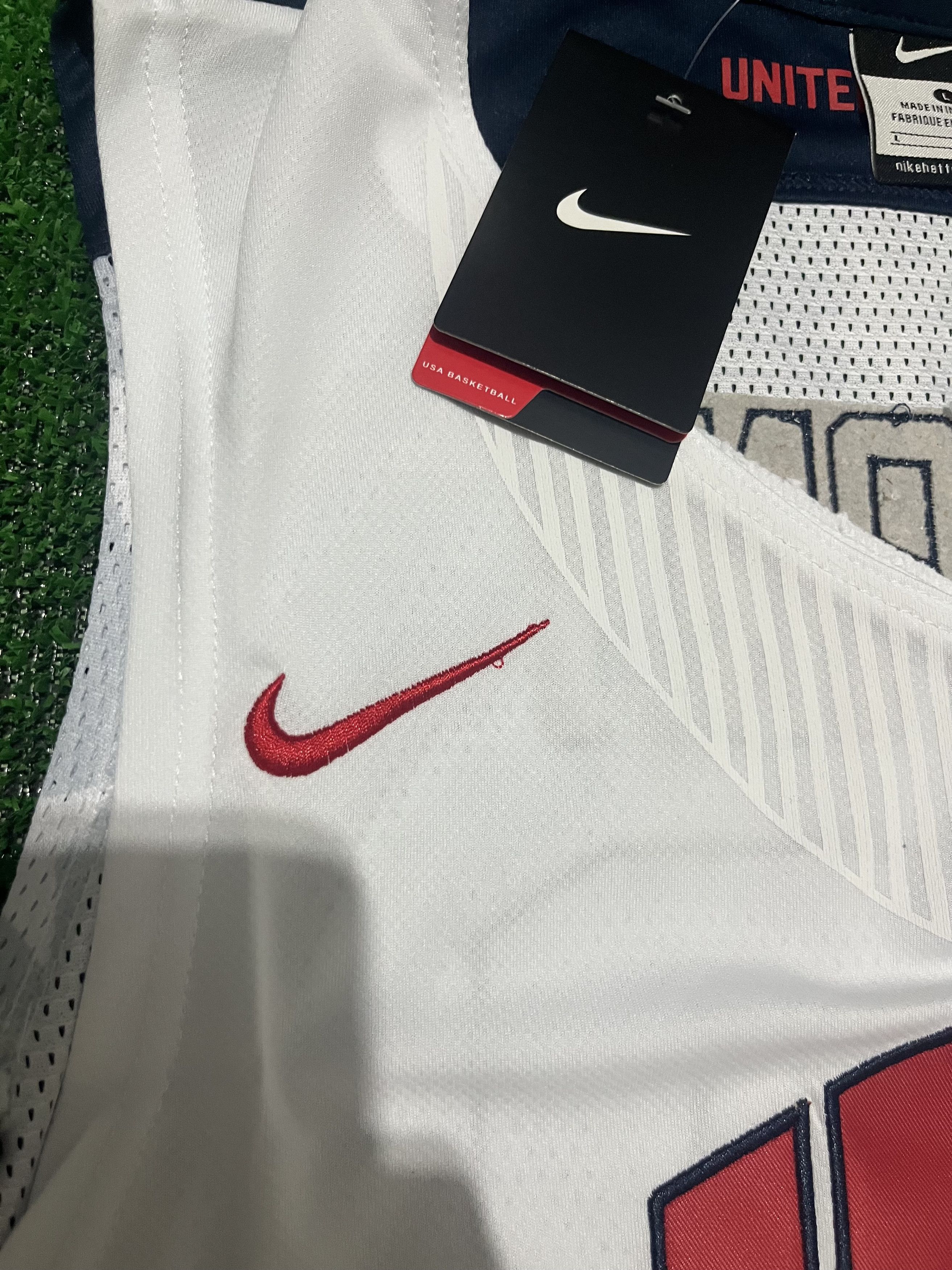 NBA Retrò Maglia Kobe Bryant #10 Team USA - L Size US L / EU 52-54 / 3 - 5 Thumbnail