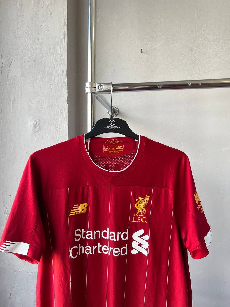 New Balance 2019/20 LIVERPOOL FC #11 M.SALAH HOME SOCCER JERSEY SHIRT L Size US L / EU 52-54 / 3 - 4 Thumbnail