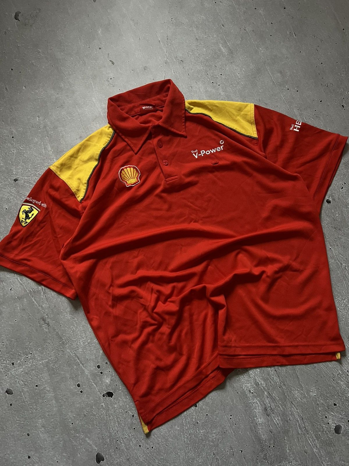 Ferrari Ferrari Shell V-Power Men's Button-Down T-Shirt, Formula 1 L Size US L / EU 52-54 / 3 - 1 Thumbnail