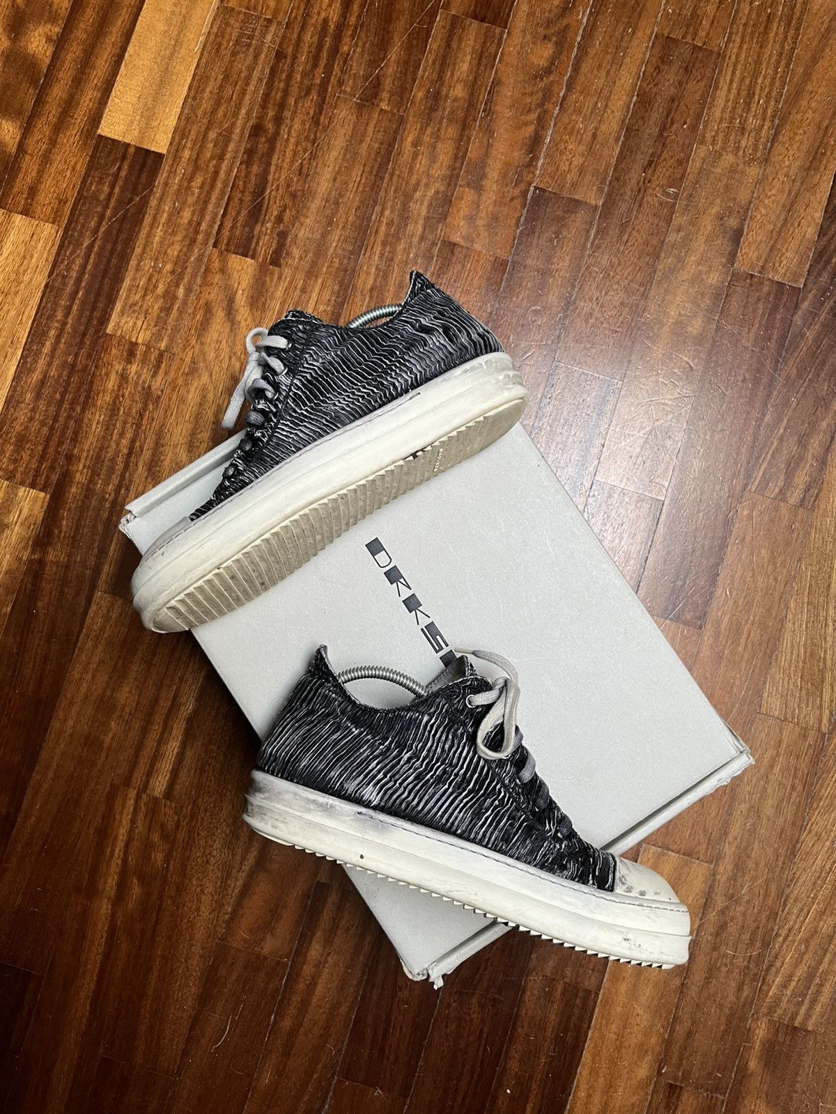Rick Owens Drkshdw Rick Owens Ramones low top sneakers Size US 7 / EU 40 - 5 Thumbnail