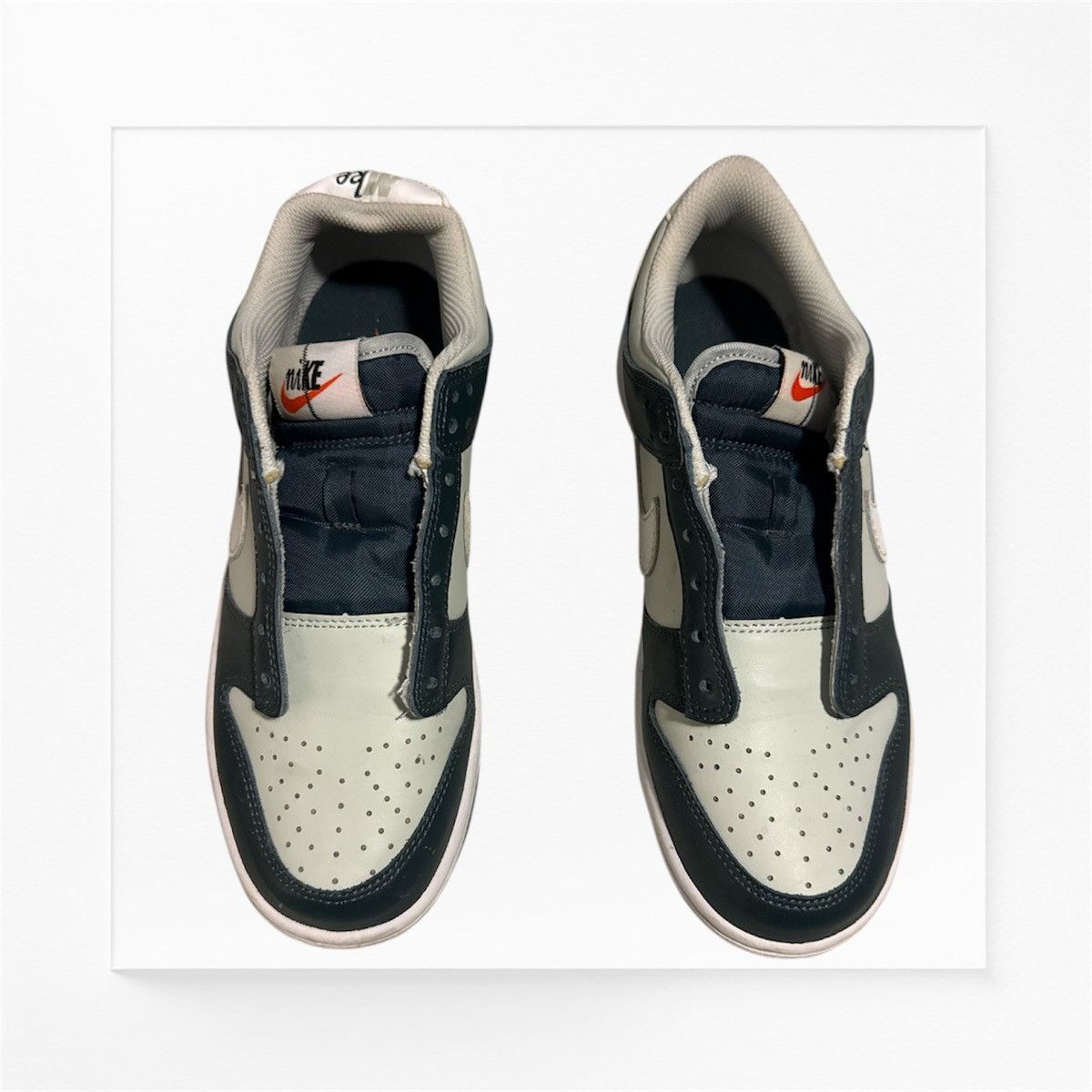 Nike Nike Dunk Low GS Youth 7 Size US 7 / EU 40 - 2 Thumbnail