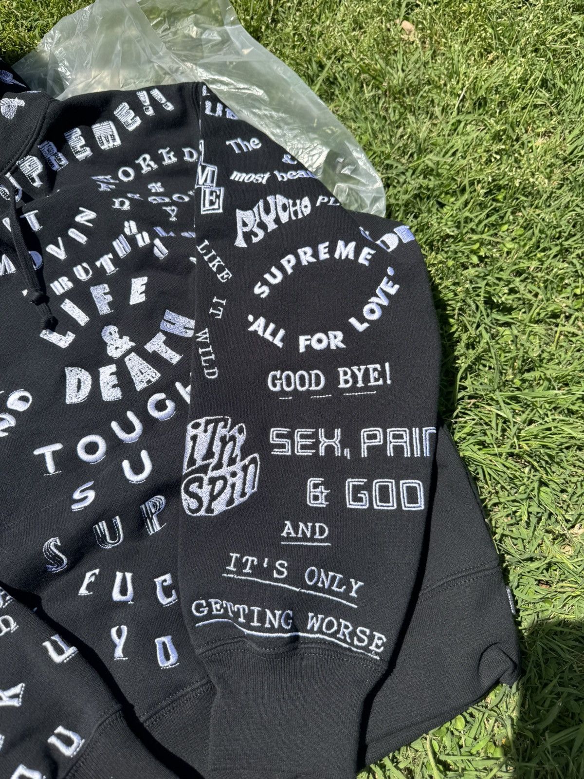 Supreme Supreme Too Deadly Hooded Sweatshirt Size US S / EU 44-46 / 1 - 5 Thumbnail