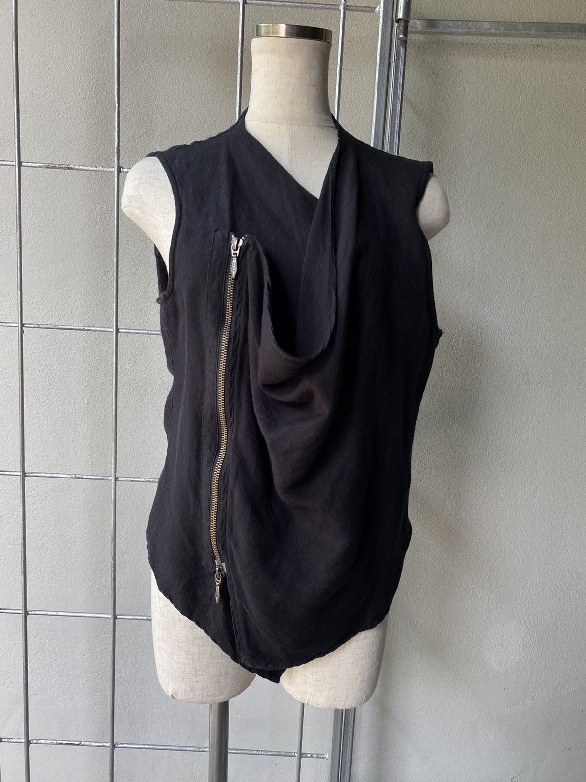 Tornado Mart Tornado Mart black zip vest Size ONE SIZE - 13 Thumbnail