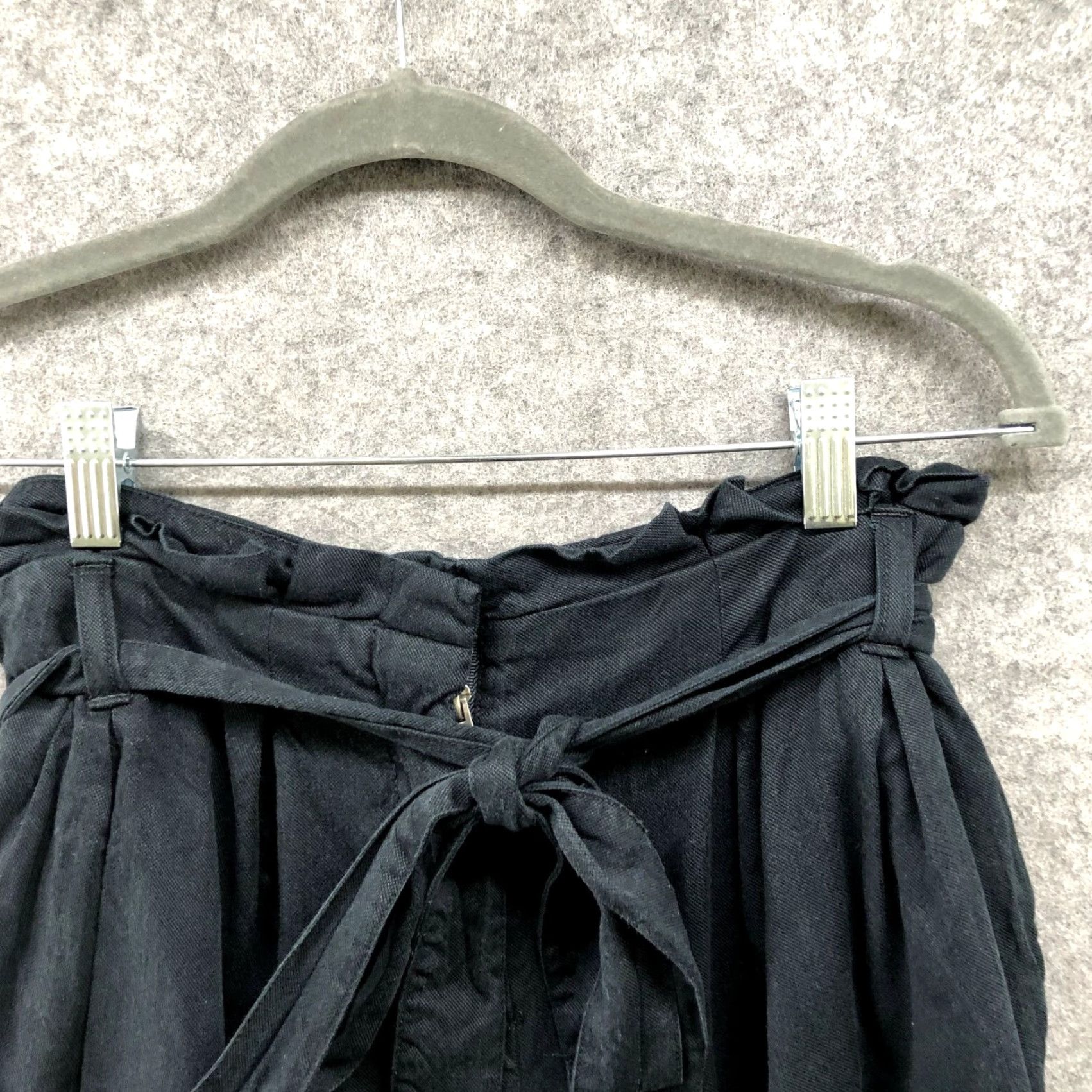 Abercrombie & Fitch Abercrombie & Fitch High Waist Paperbag Shorts Womens Size 2 Black Lyocell Blend Size 26" / US 2 / IT 38 - 3 Thumbnail