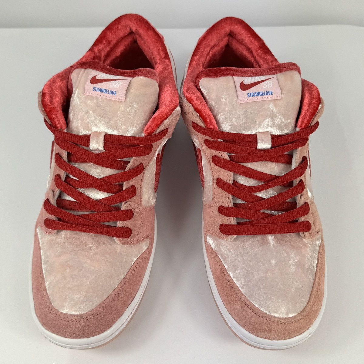 Nike NIKE DUNK SB LOW STRANGE LOVE SKATEBOARD SNEAKERS Size US 10 / EU 43 - 2 Thumbnail