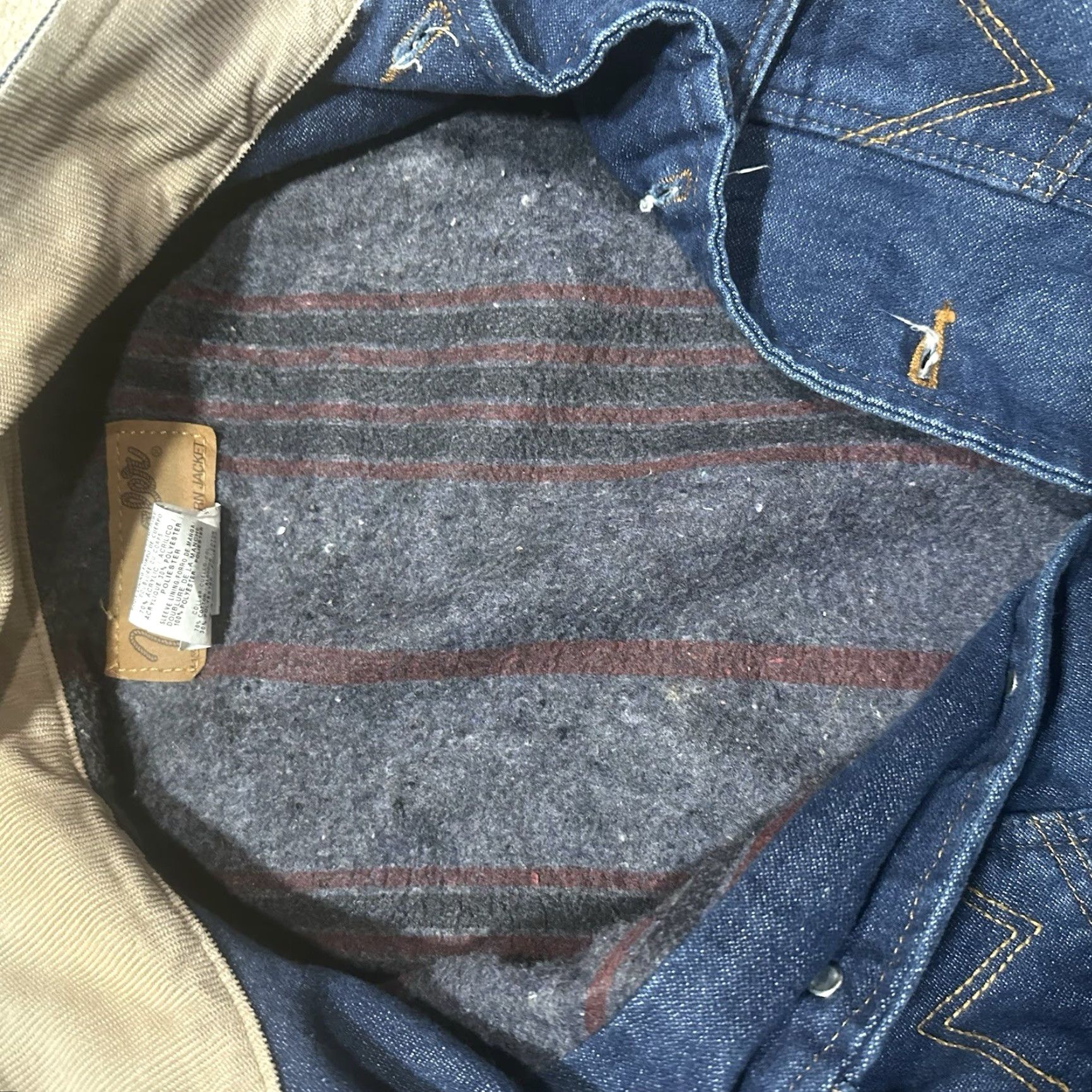 Wrangler VINTAGE Wrangler Western Denim Jacket Mens 40 Blue Corduroy Collar Lined Blanket 74260PW Jacket Size US XXS / EU 40 - 5 Thumbnail