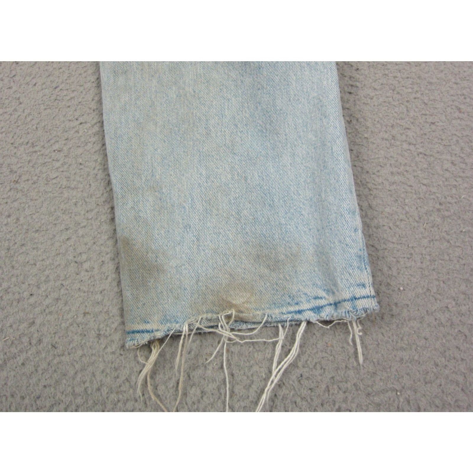 Levi's VINTAGE Levi's 501 Jeans Womens 26x30 Blue Button Fly Denim Pants 90s Size 26" / US 2 / IT 38 - 5 Thumbnail