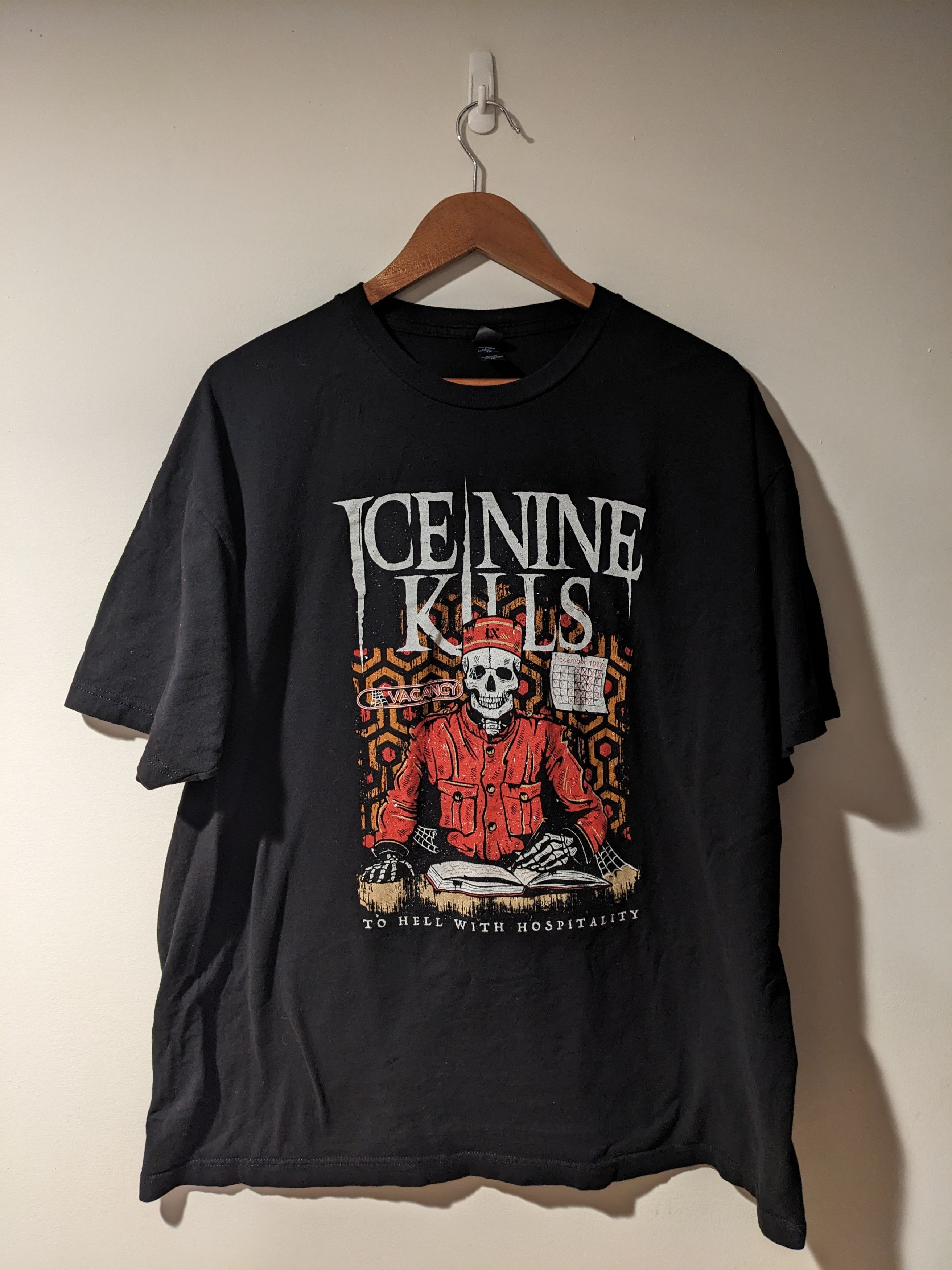 Hot Topic × Vintage Vintage 2010's Ice Nine Kills Skeleton Hotel To Hell T-Shirt Size US XXL / EU 58 / 5 - 1 Thumbnail