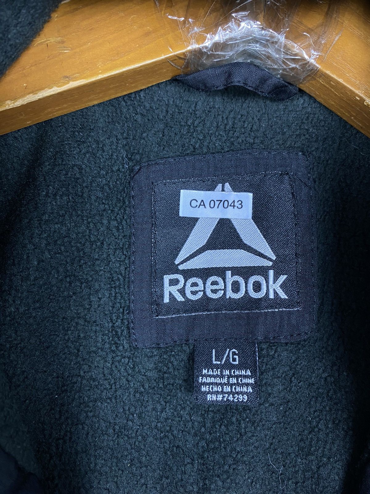 Reebok Rare‼️ Reebok Hoodie Spellout Jacket Size US M / EU 48-50 / 2 - 7 Thumbnail