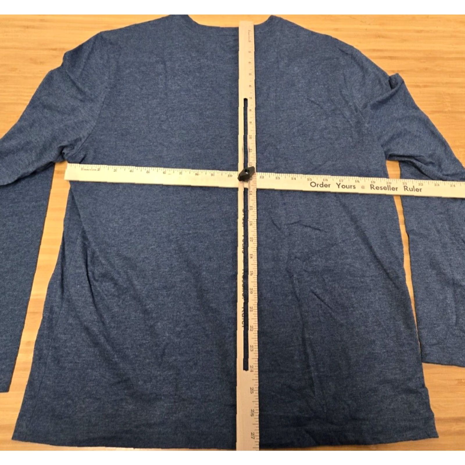 UNTUCKit UNTUCKit T Shirt Blue Long Sleeve Crewneck Cotton Men's L Regular Adult Mens Outdoor 90s? Size US L / EU 52-54 / 3 - 6 Thumbnail