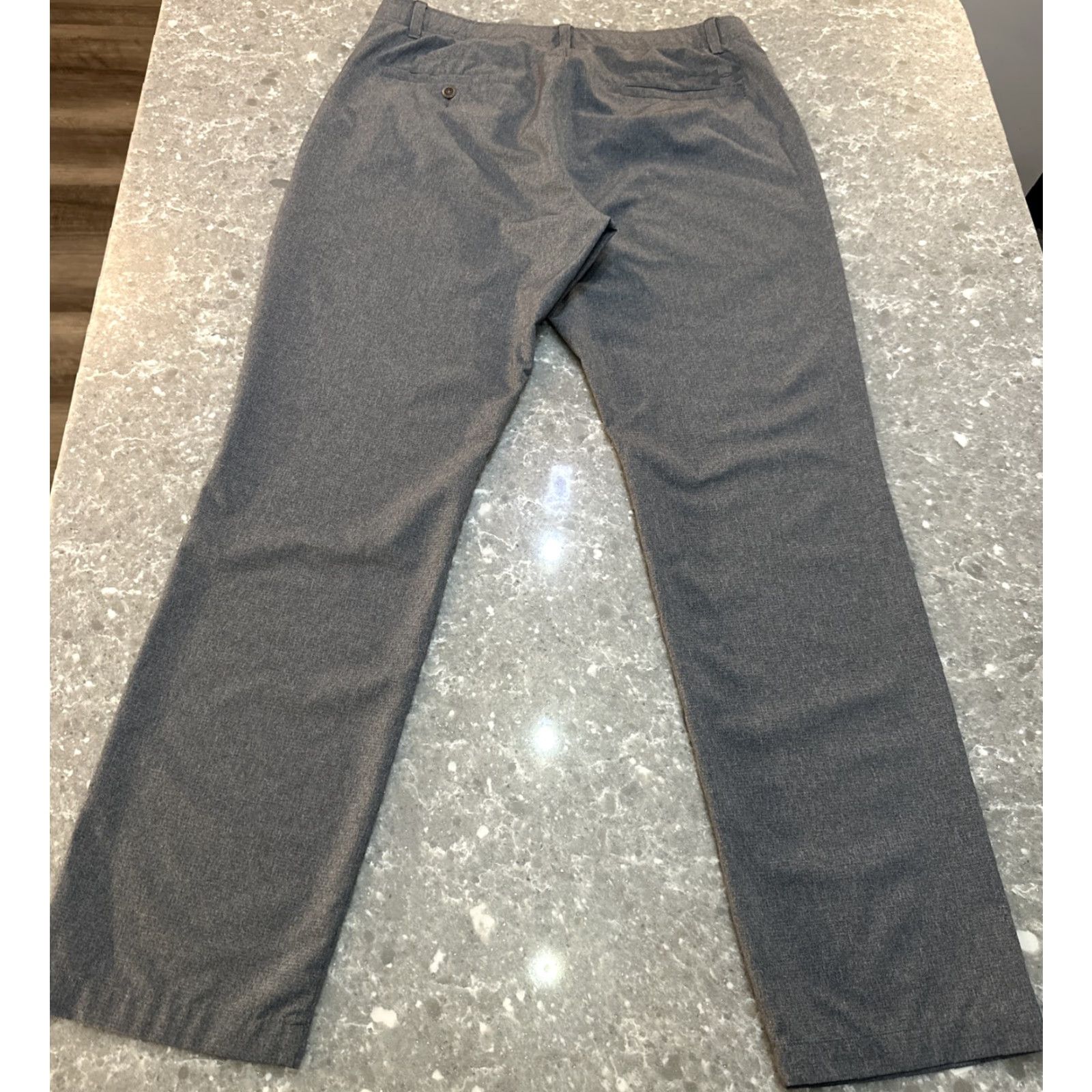 Under Armour Under Armour Pants 36x32 Gray All Season Gear Mens Chino Lightweight Casual Straight Leg 5-Pocket Logo Front Flat Front Inseam 32 Rise 10.5 Size US 36 / EU 52 - 4 Thumbnail