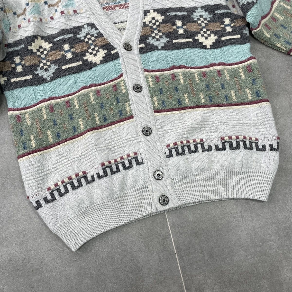 Vintage Vintage Suspense Wool Cardigan Sweater Size 50 Size US L / EU 52-54 / 3 - 5 Thumbnail
