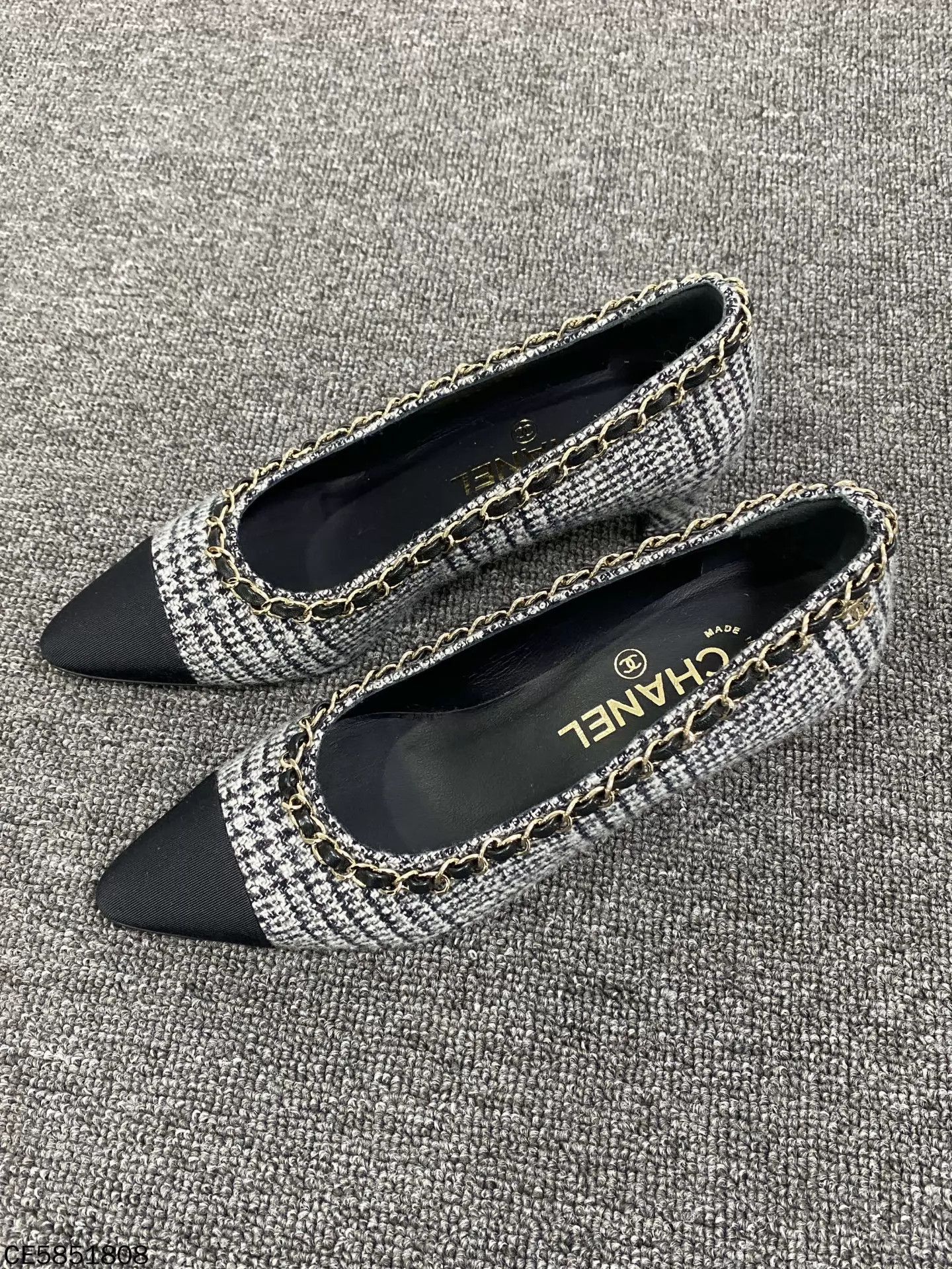 Chanel Chanel leather chain-woven flat shoes 35.5 Size US 5 / IT 35 - 1 Thumbnail