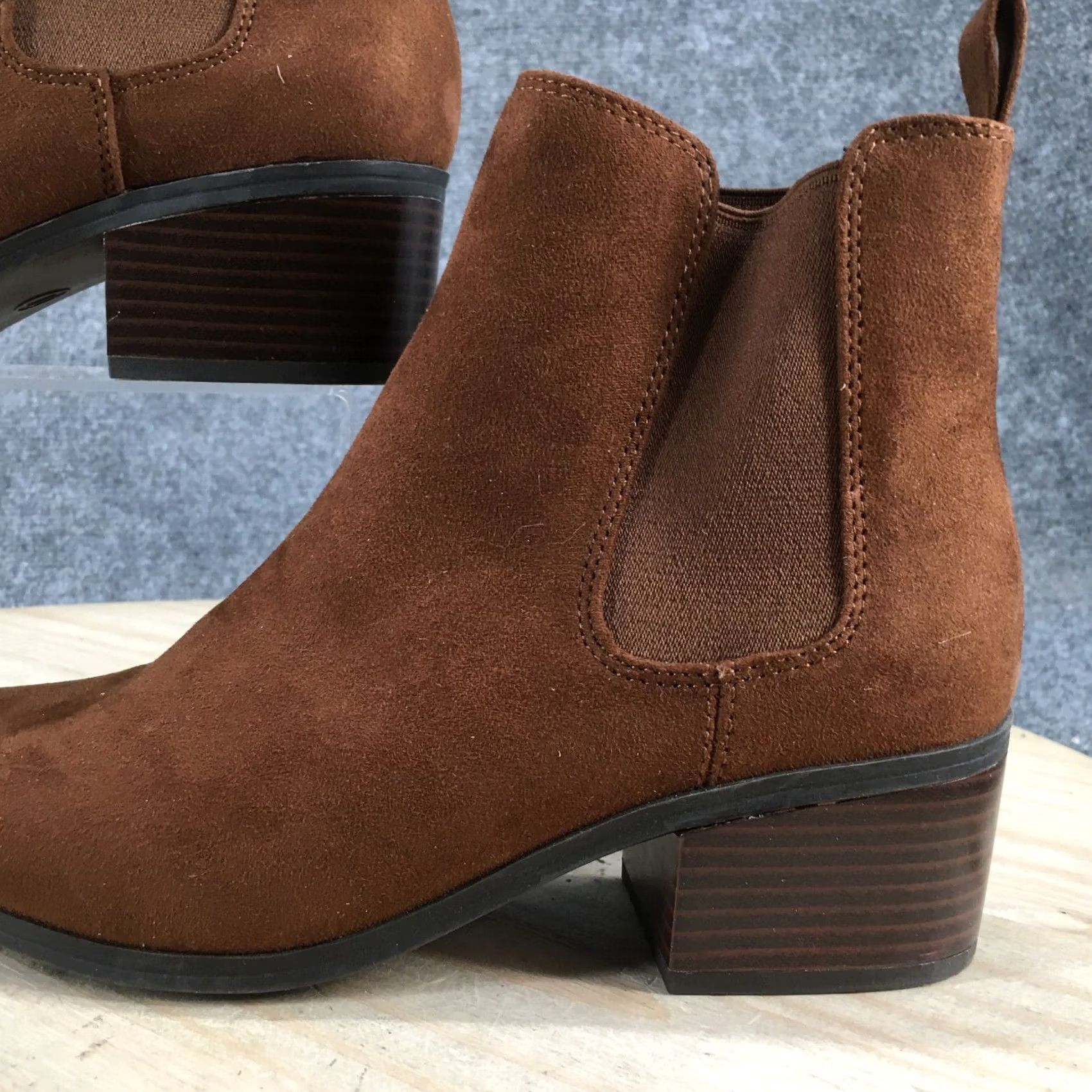 Vintage A New Day Boots Womens 7 Chelsea Pull On Ankle Bootie Brown Fabric Heels Casual Size US 7 / IT 37 - 3 Thumbnail