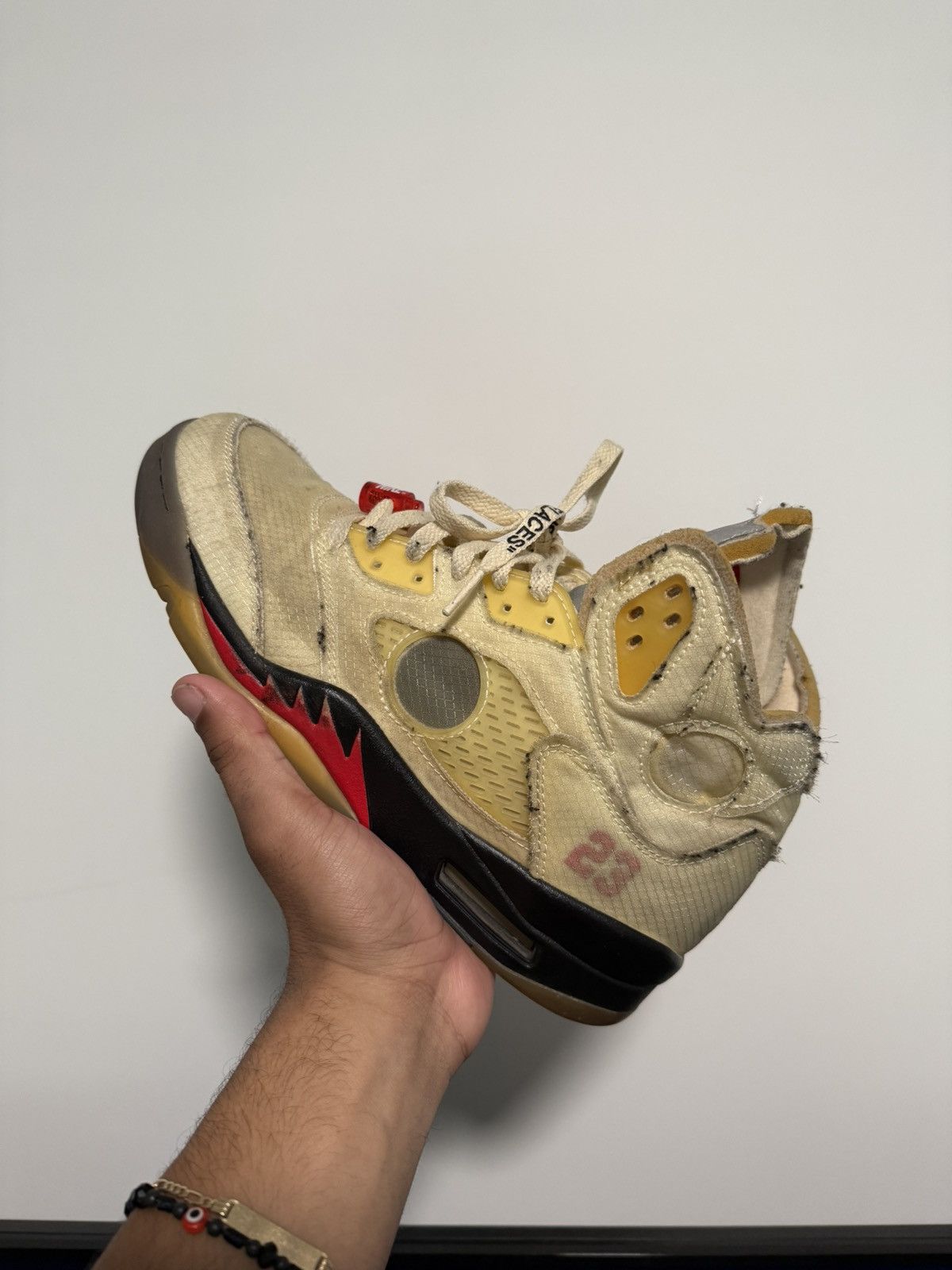 Jordan Brand × Off-White Off-White Jordan 5 ‘Sail’ Size US 9 / EU 42 - 3 Thumbnail