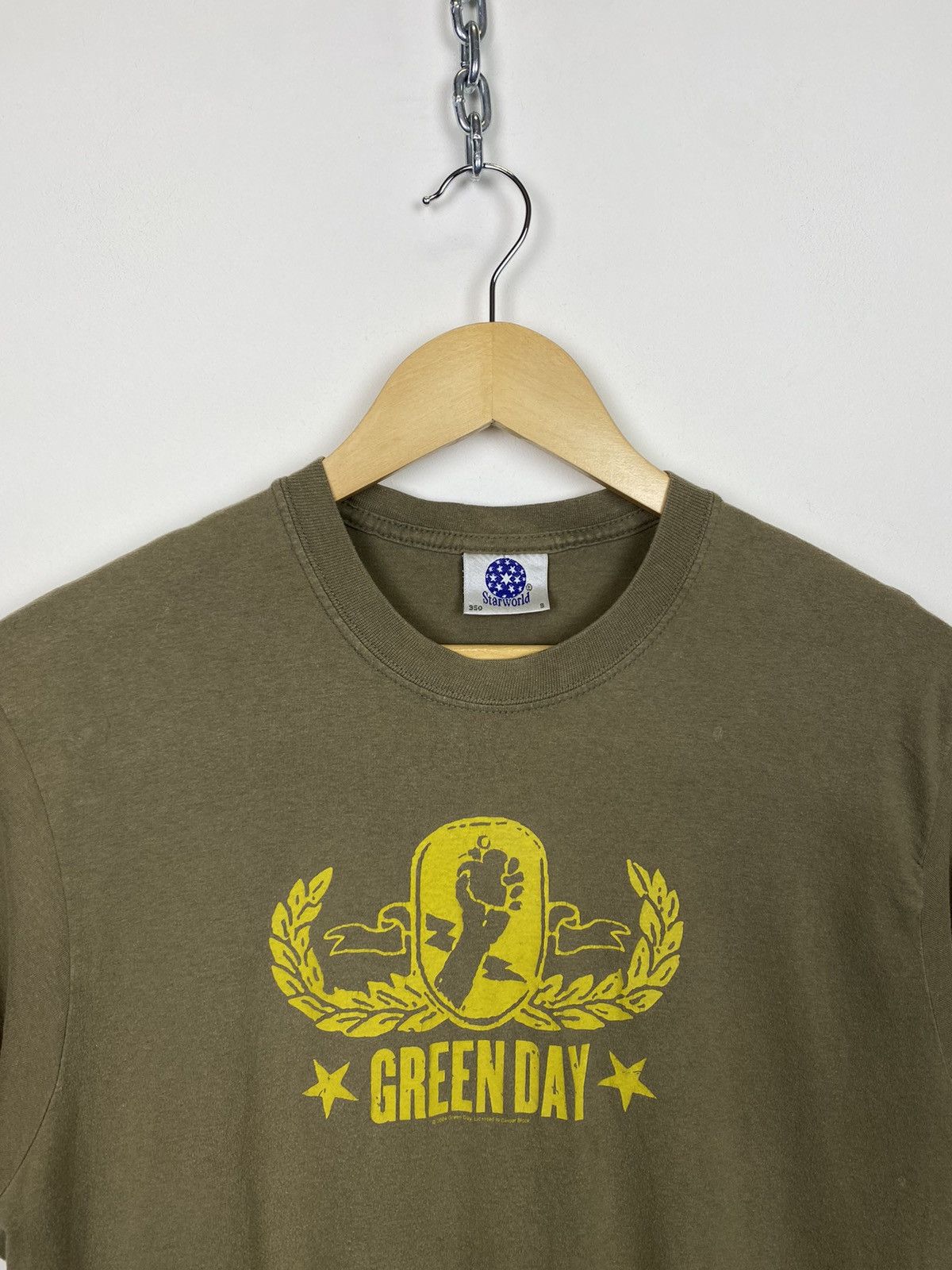 Band Tees Vintage 2004 Green Day Rock Band Tee Y2K Hype Streetwear Size US S / EU 44-46 / 1 - 2 Thumbnail