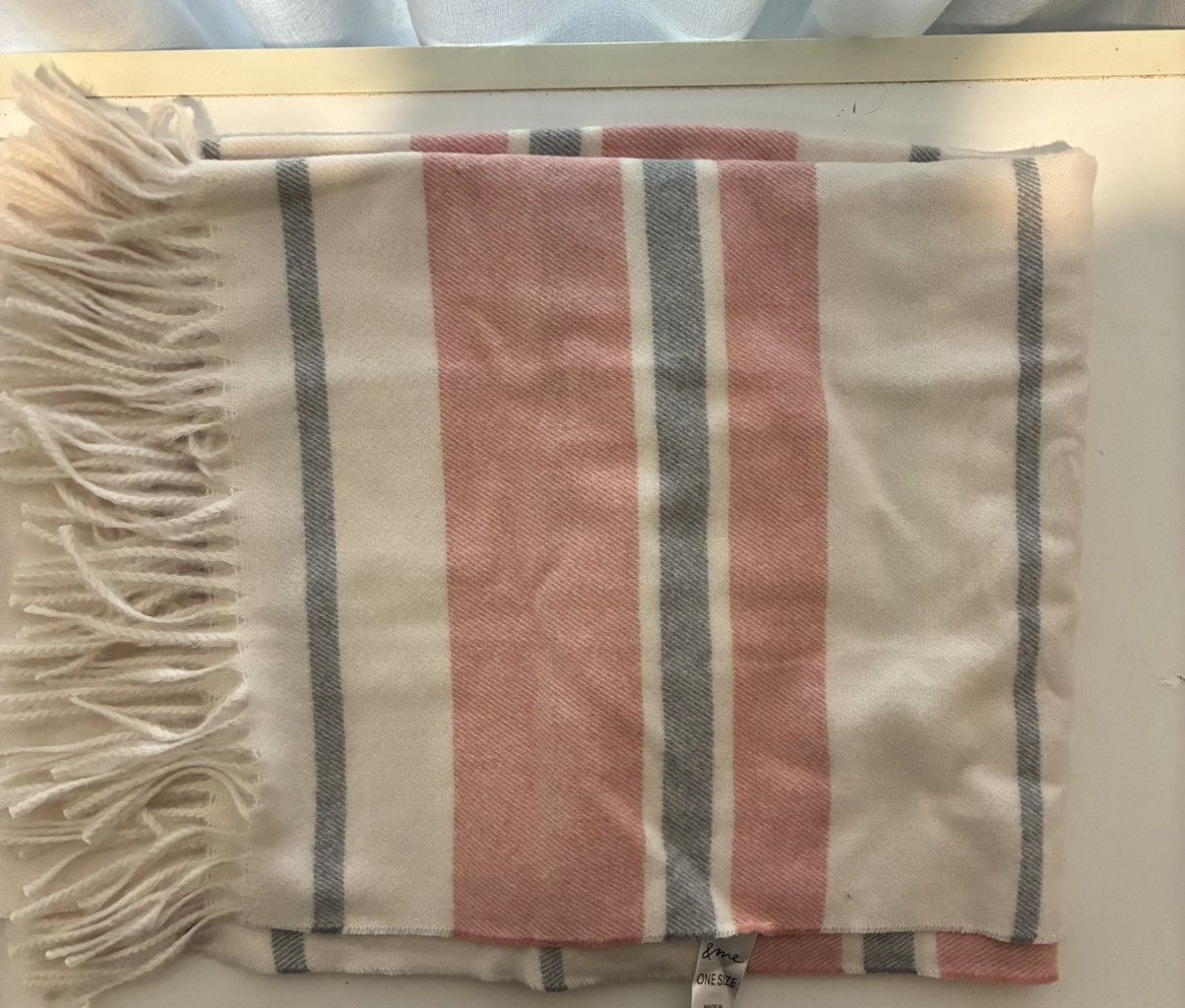 Other &me Pink & white striped throw blanket with fringe Size ONE SIZE - 2 Thumbnail