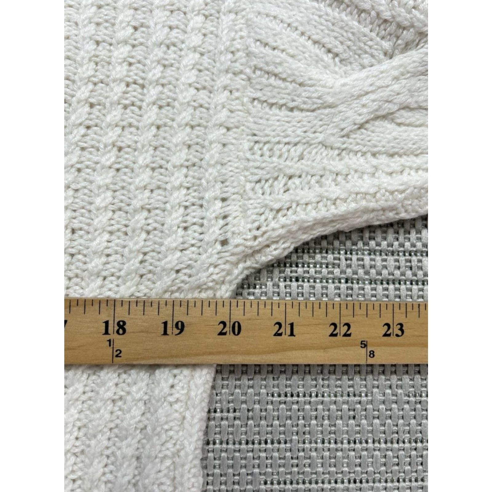Splendid Womens Small White Cable Knit Pullover Sweater Splendid Classic Pullover Solid Knit Crew Neck Casual Moyen Size S / US 4 / IT 40 - 6 Thumbnail