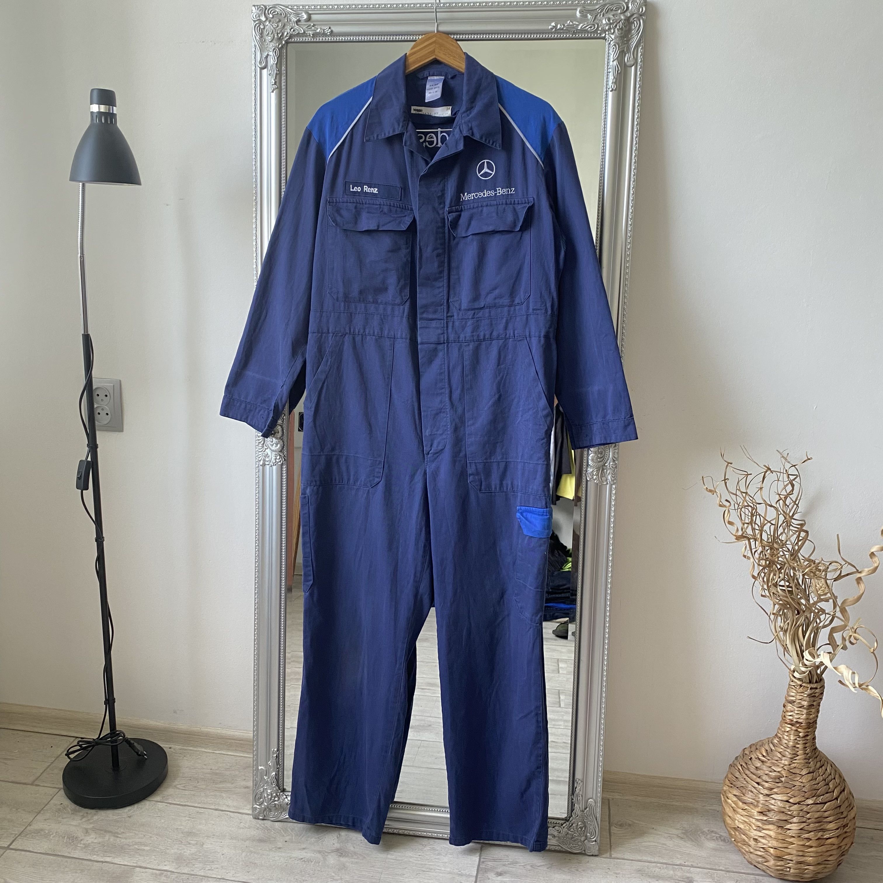 Mercedes-Benz 🛻 Vintage F1 Racing Mercedes Benz work jumpsuit Coverall Size US 29 - 2 Thumbnail