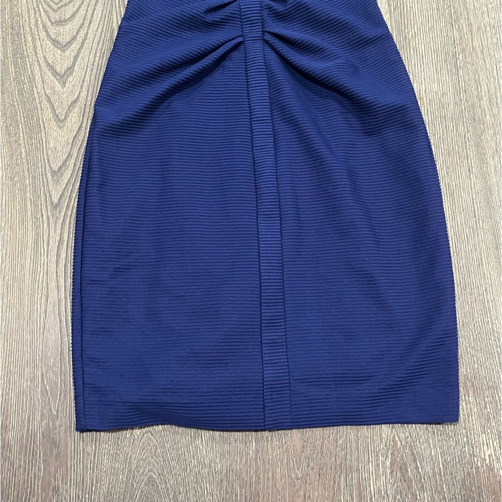 Express Express Dress Mini Bodycon V Neck Sleeveless Ruched Size 6 Size M / US 6-8 / IT 42-44 - 3 Thumbnail
