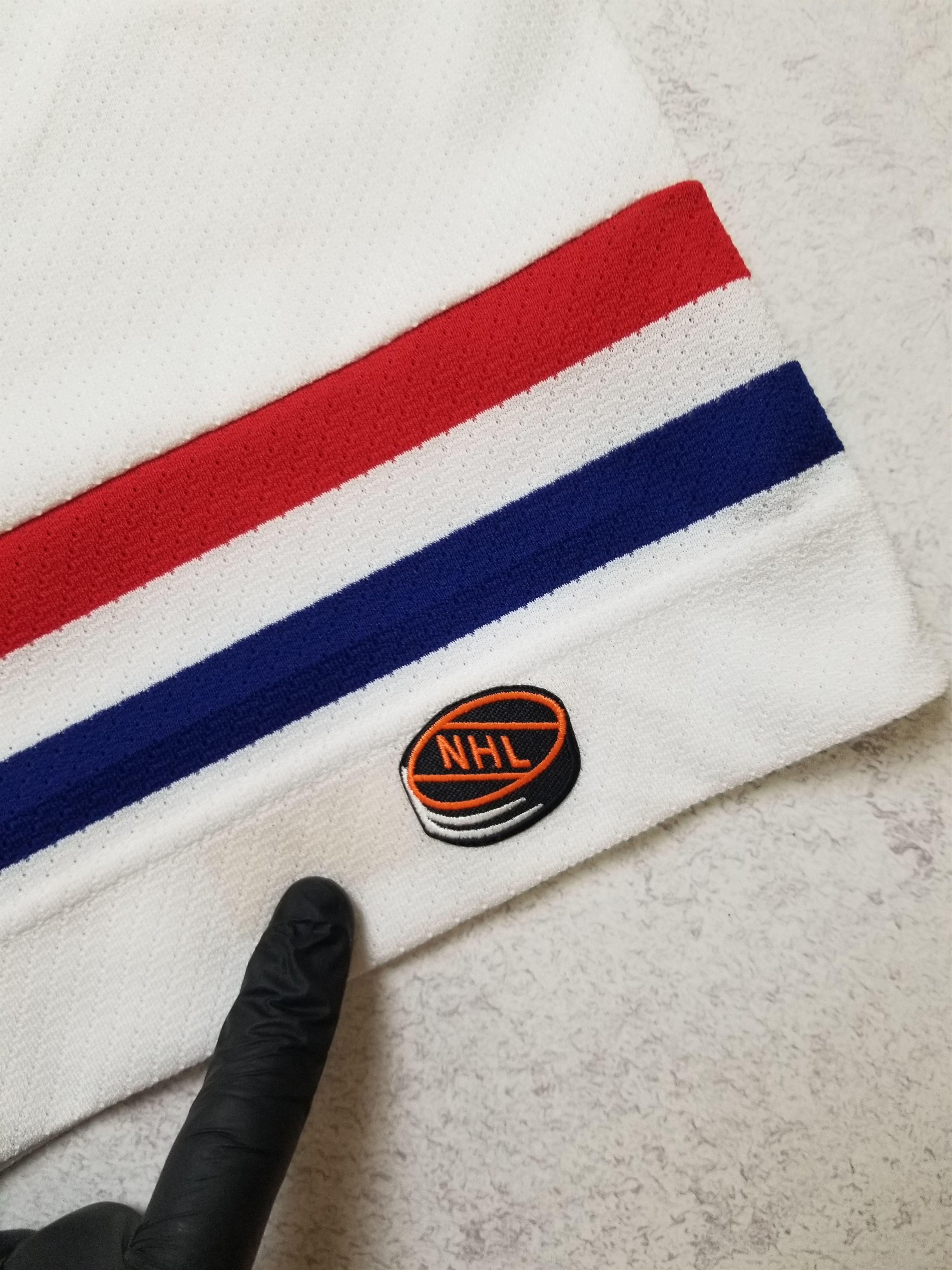 Ccm Montreal Canadiens CCM Air-Knit Jersey Sz Youth XL Men's XS Size US XS / EU 42 / 0 - 8 Thumbnail