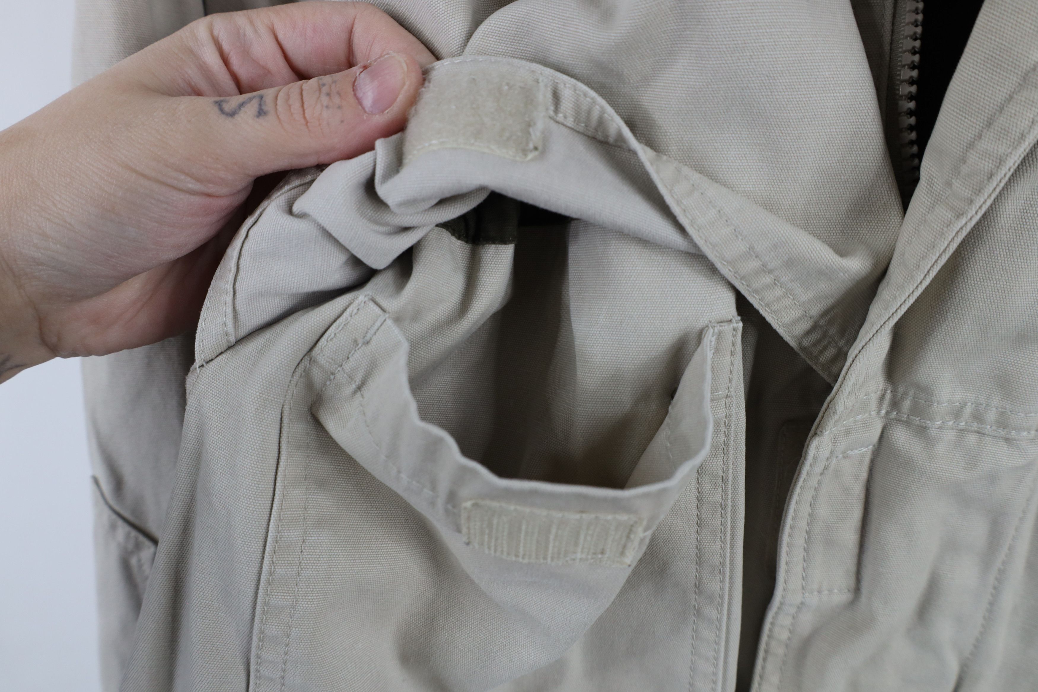 Eddie Bauer × Vintage Vintage Eddie Bauer Heavyweight Lined Full Zip Jacket Beige Size US L / EU 52-54 / 3 - 6 Thumbnail