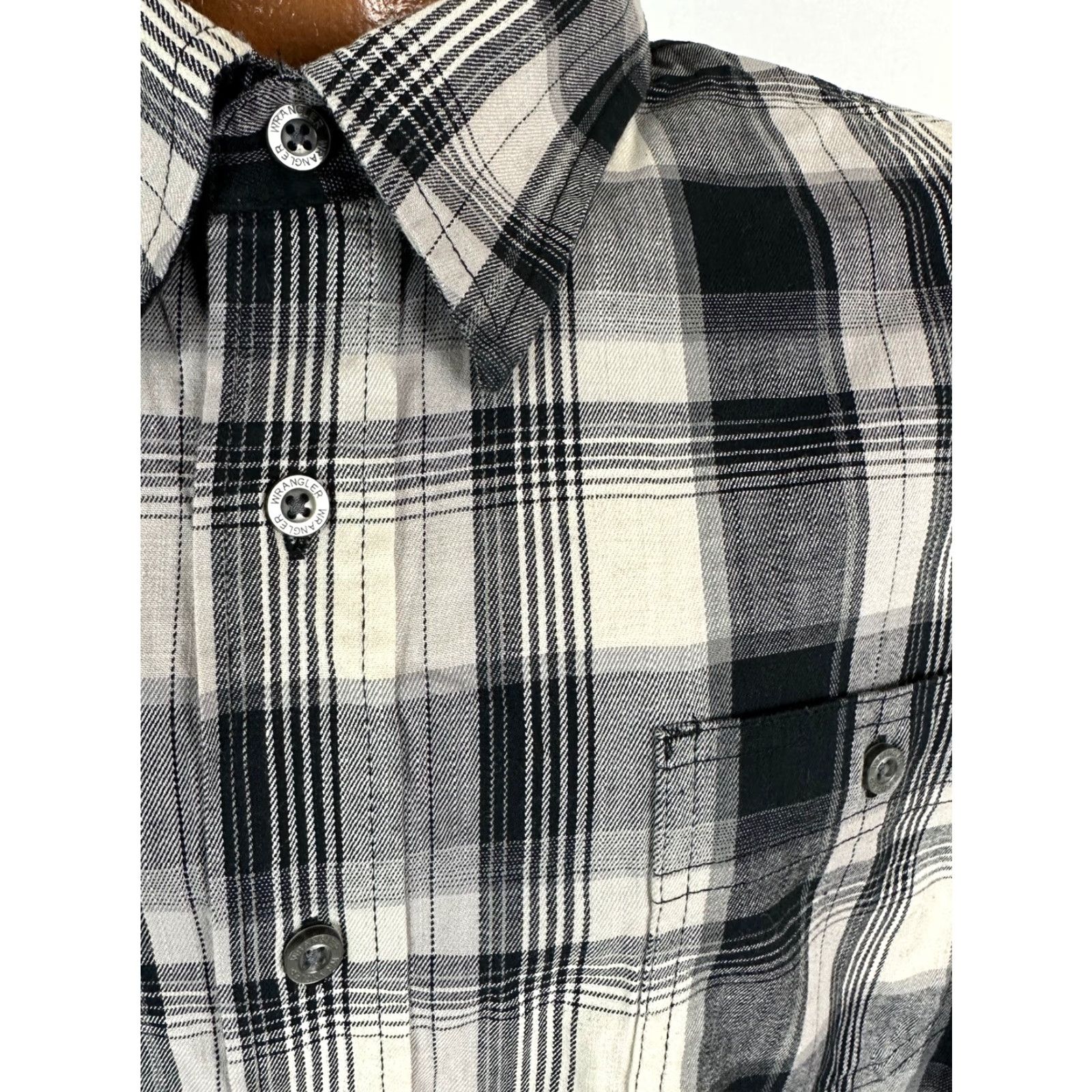 Wrangler Wrangler Flex For Comfort Shirt Men 2XL Black Plaid Casual Work Stretch Button-Up Long Sleeve Shirt Mens Size US XXL / EU 58 / 5 - 6 Thumbnail