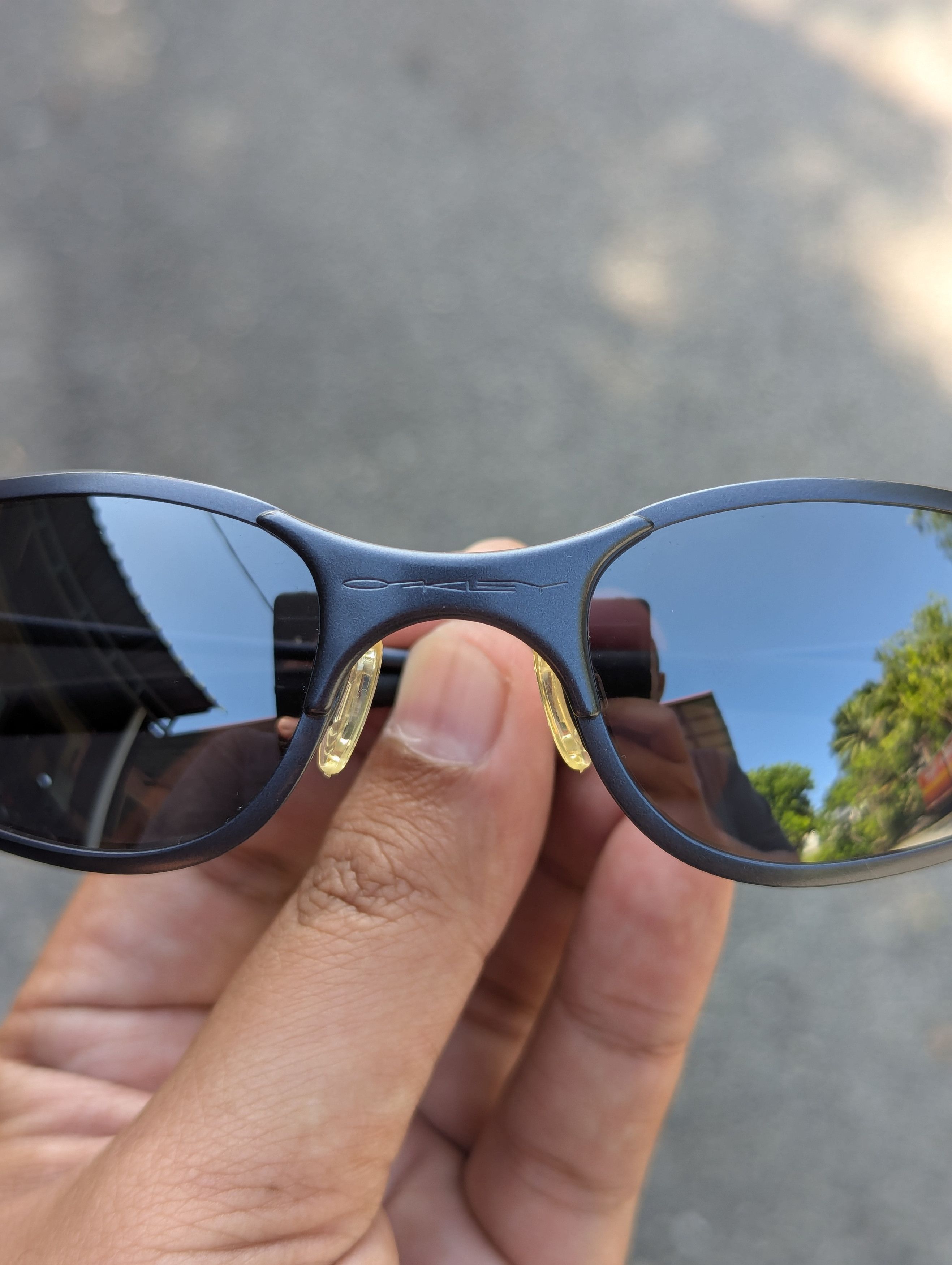 Oakley 🔥FREE SHIPPING 🔥Vintage OAKLEY A WIRE THICK Sunglasses Size ONE SIZE - 2 Thumbnail