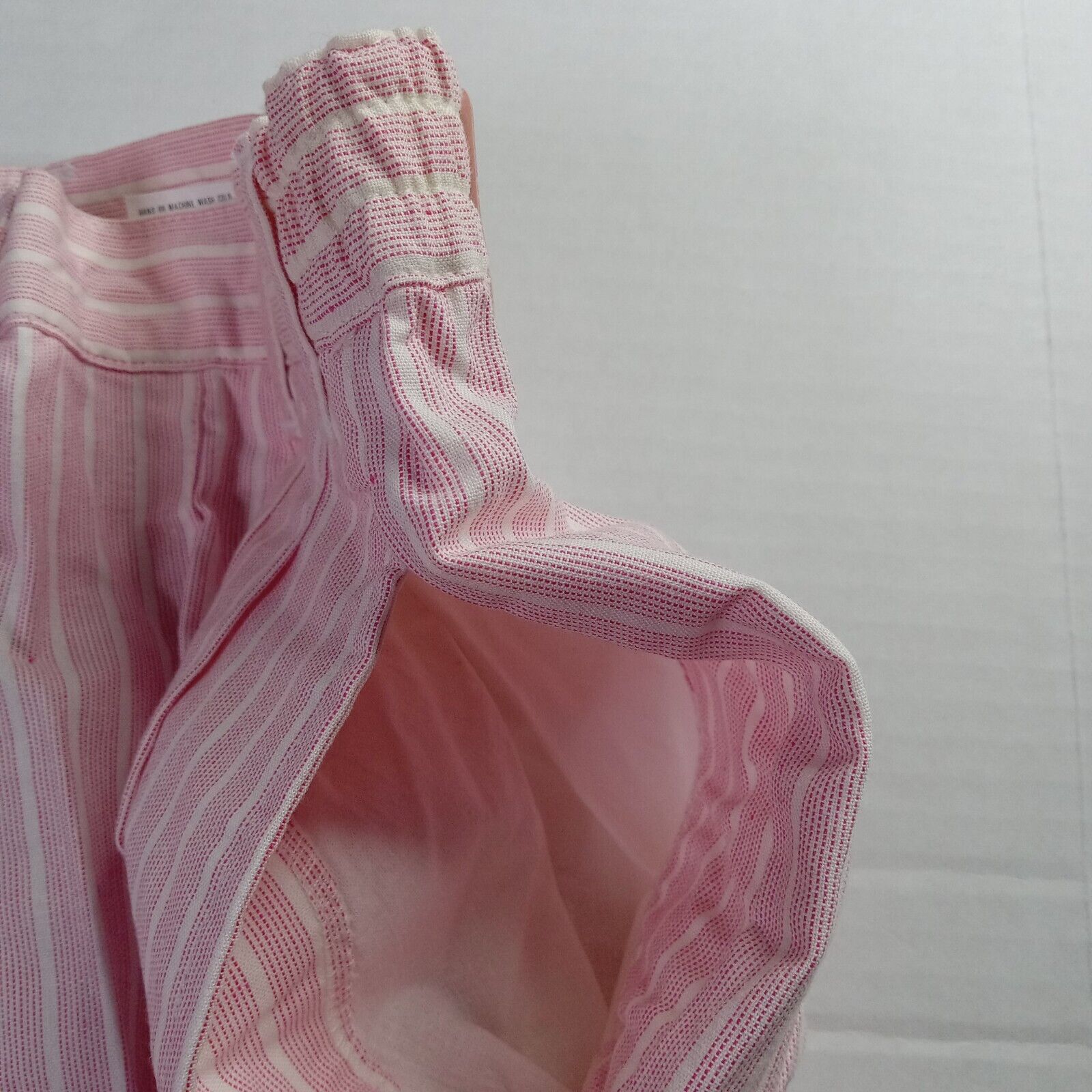 Woolrich Woolen Mills Vintage Woolrich High Rise Shorts Women's Size 8 Pink White Size 30" / US 8 / IT 44 - 3 Thumbnail
