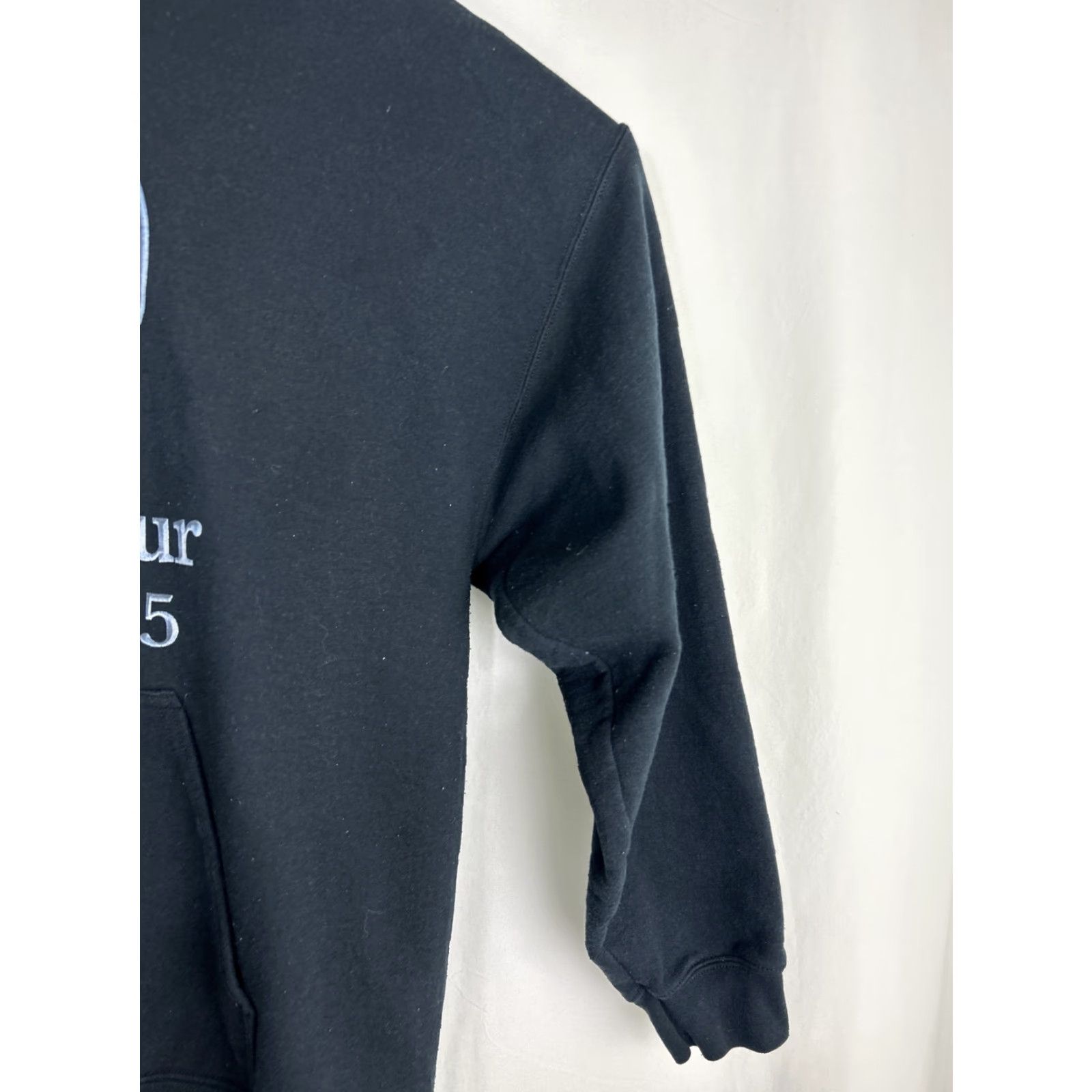 Gildan Garth Brooks World Tour 2014 Mens XL Black Pullover Hoodie Pullover Shirt Hoodie? Size US XL / EU 56 / 4 - 4 Thumbnail