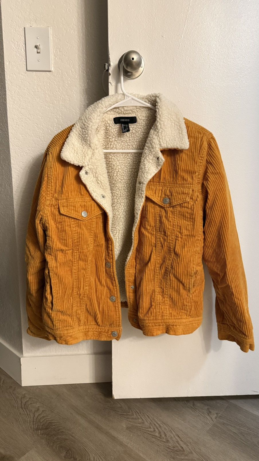 Forever 21 Corduroy Jacket Size US L / EU 52-54 / 3 - 1 Thumbnail