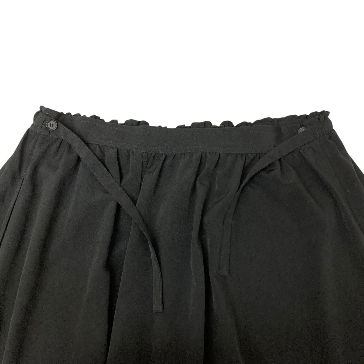 Yohji Yamamoto YOHJI YAMAMOTO TA PE CREPE DE CHINE SKIRT-LIKE GATHER PANTS Size US 29 - 3 Thumbnail