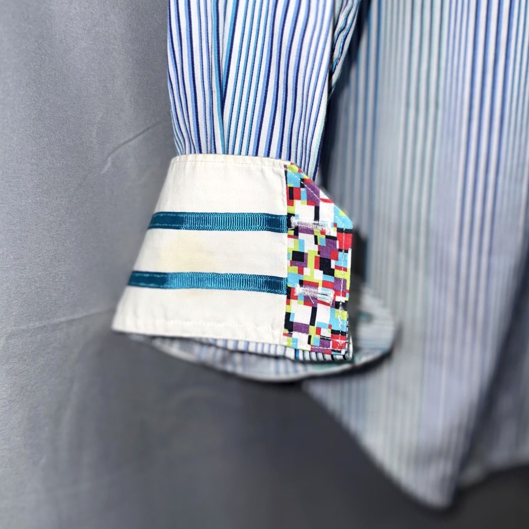 Robert Graham VINTAGE Robert Graham Shirt Mens Large Blue White Striped Tailored Fit Contrast Cuffs Size US L / EU 52-54 / 3 - 3 Thumbnail