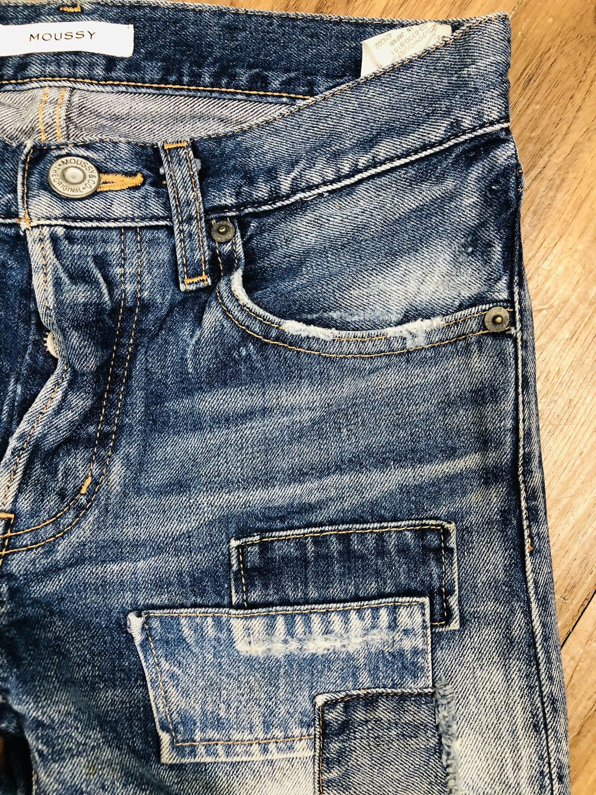 MOUSSY MOUSSY VINTAGE PATCHWORK DENIM (40) Size 25" / US 0 / IT 36 - 8 Thumbnail