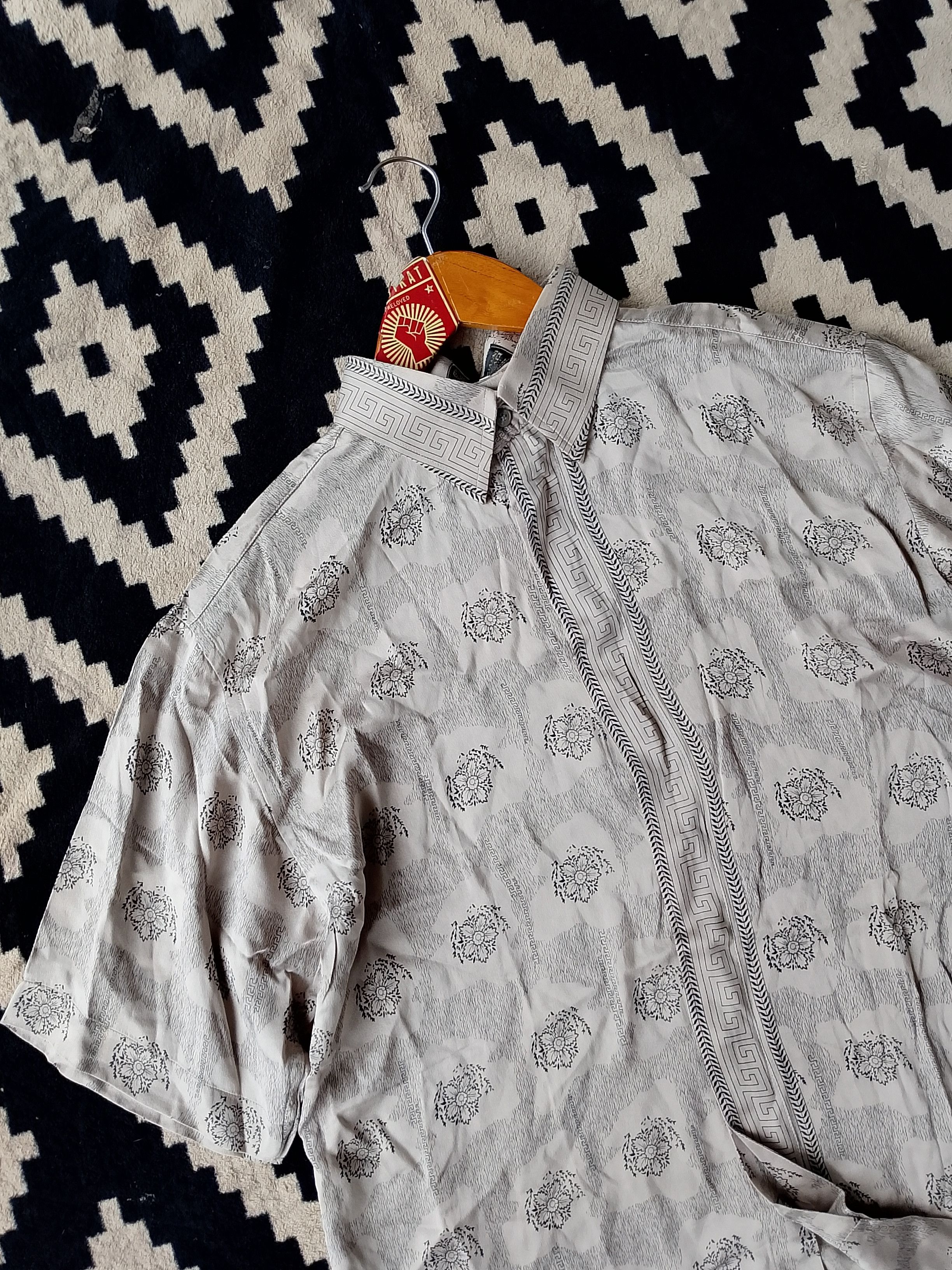 Versace Gianni Versace Tessuti Floral Medusa Archival Luxury Shirt Size US L / EU 52-54 / 3 - 3 Thumbnail