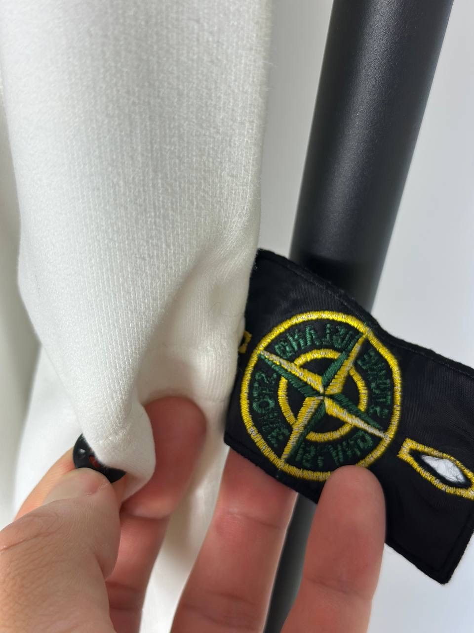 Stone Island Stone Island 2016 Embroidered Logo Pullover - L, light olive Size US L / EU 52-54 / 3 - 9 Thumbnail