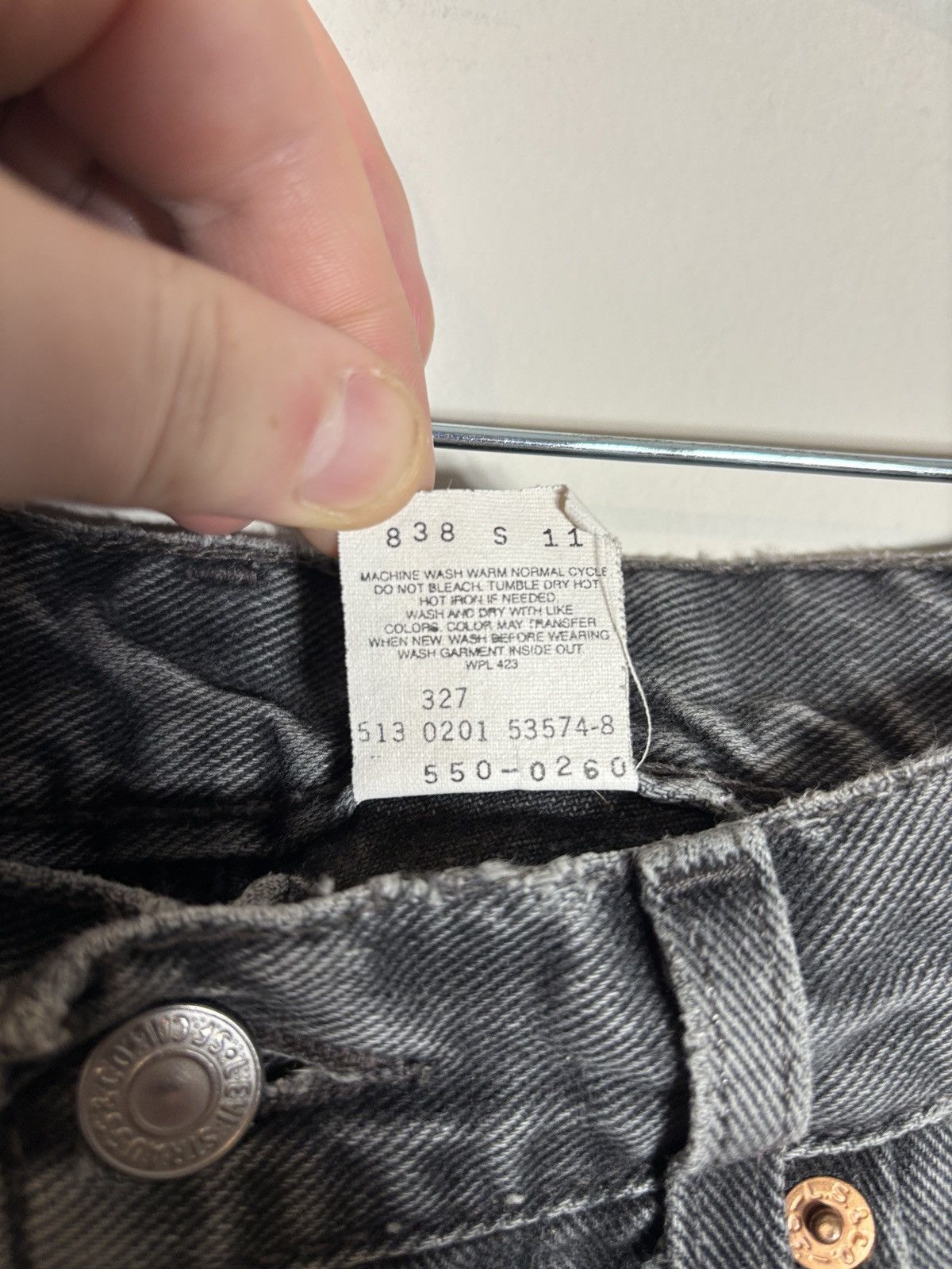 Levi's VTG 90s Levi's 550 Relaxed Jeans Mens 32x28 Black USA Denim Size US 32 / EU 48 - 4 Thumbnail
