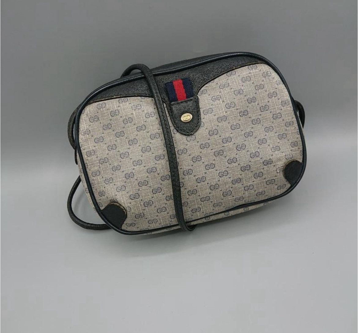 Gucci GUCCI Vintage Sherry Line GG Web PVC Canvas Navy Crossbody Size ONE SIZE - 1 Thumbnail