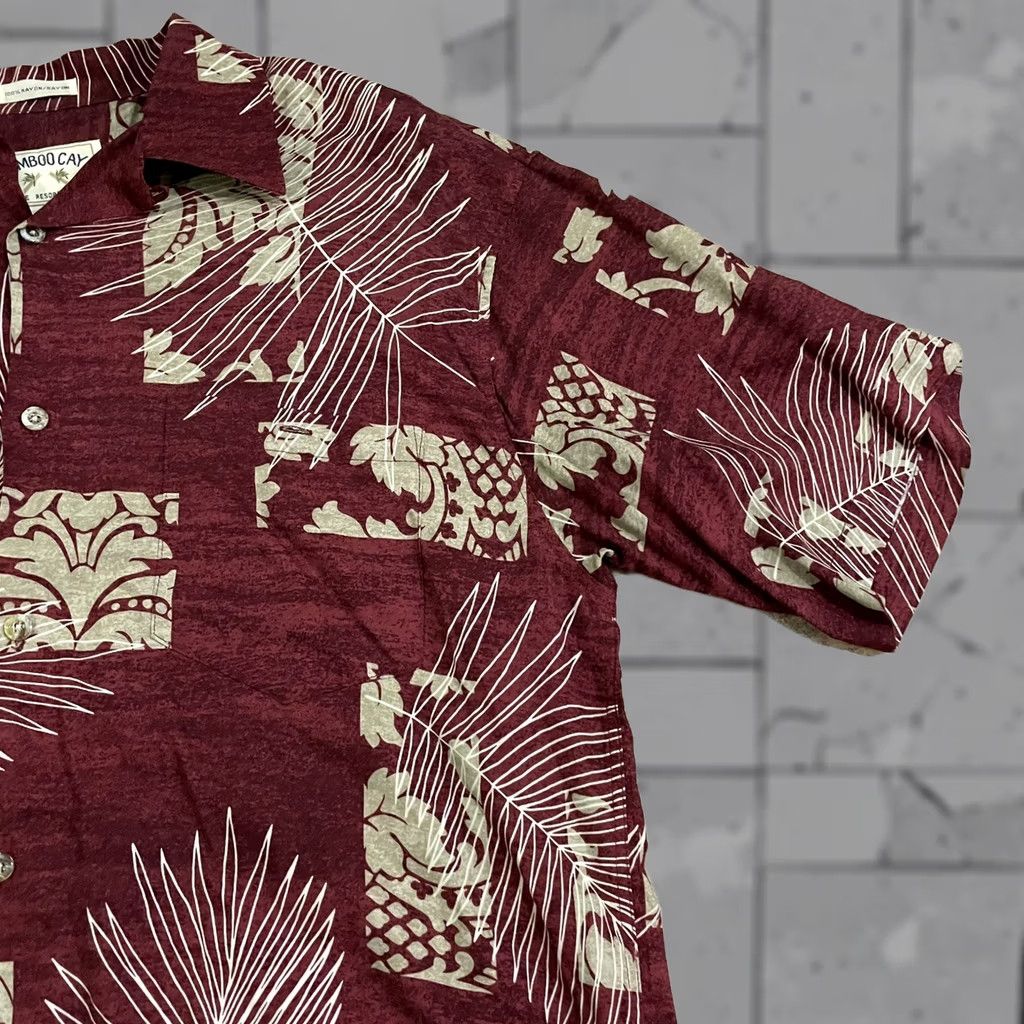 Vintage Bamboo Cay Hawaiian Shirt Mens Size L Short Sleeve 100% Rayon Maroon Red Button-Up Hawaii Shirt L Mens Size US L / EU 52-54 / 3 - 1 Thumbnail