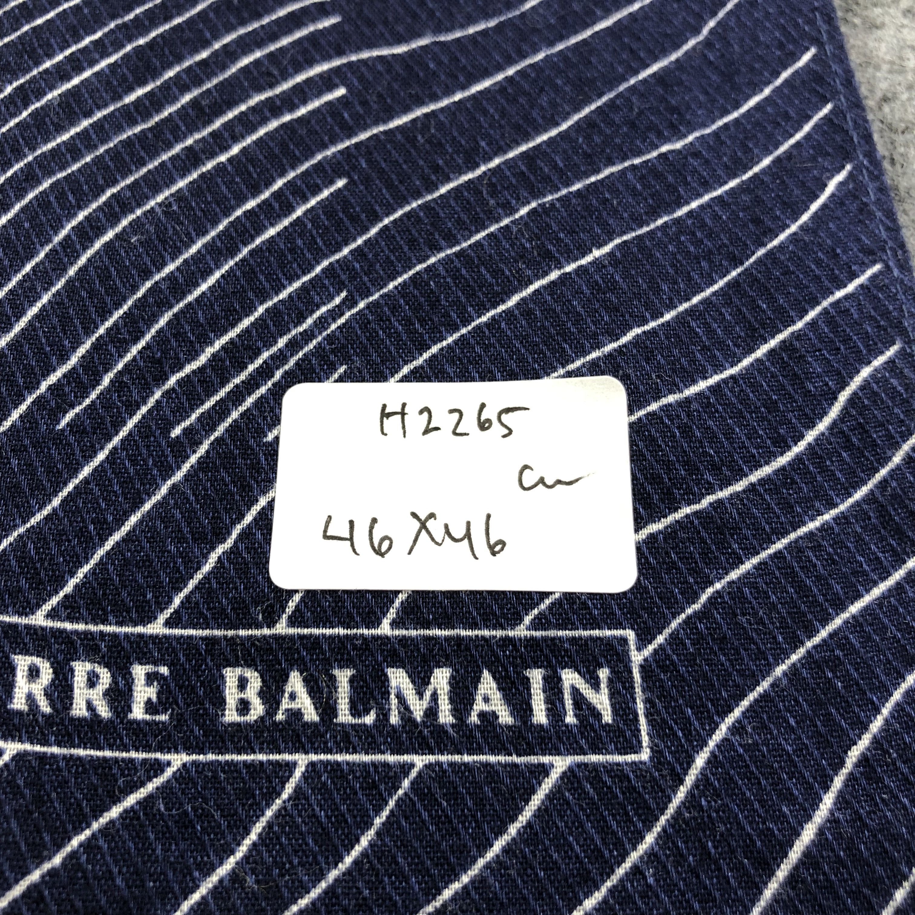 Pierre Balmain × Vintage Pierre Balmain Handkerchief Neckerchief Bandana H2265 Size ONE SIZE - 5 Thumbnail