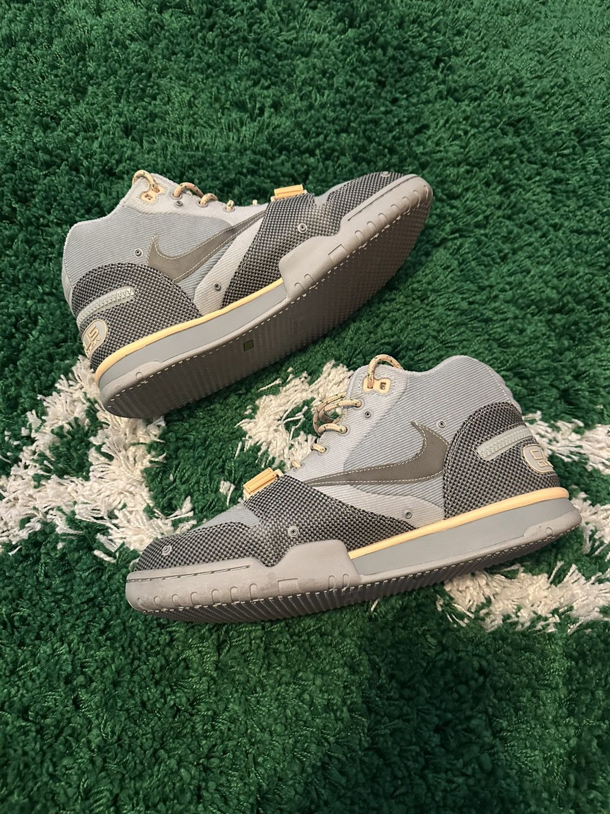 Nike × Travis Scott Air Trainer 1 x Travis Scott Sneakers 11 Size US 11 / EU 44 - 3 Thumbnail