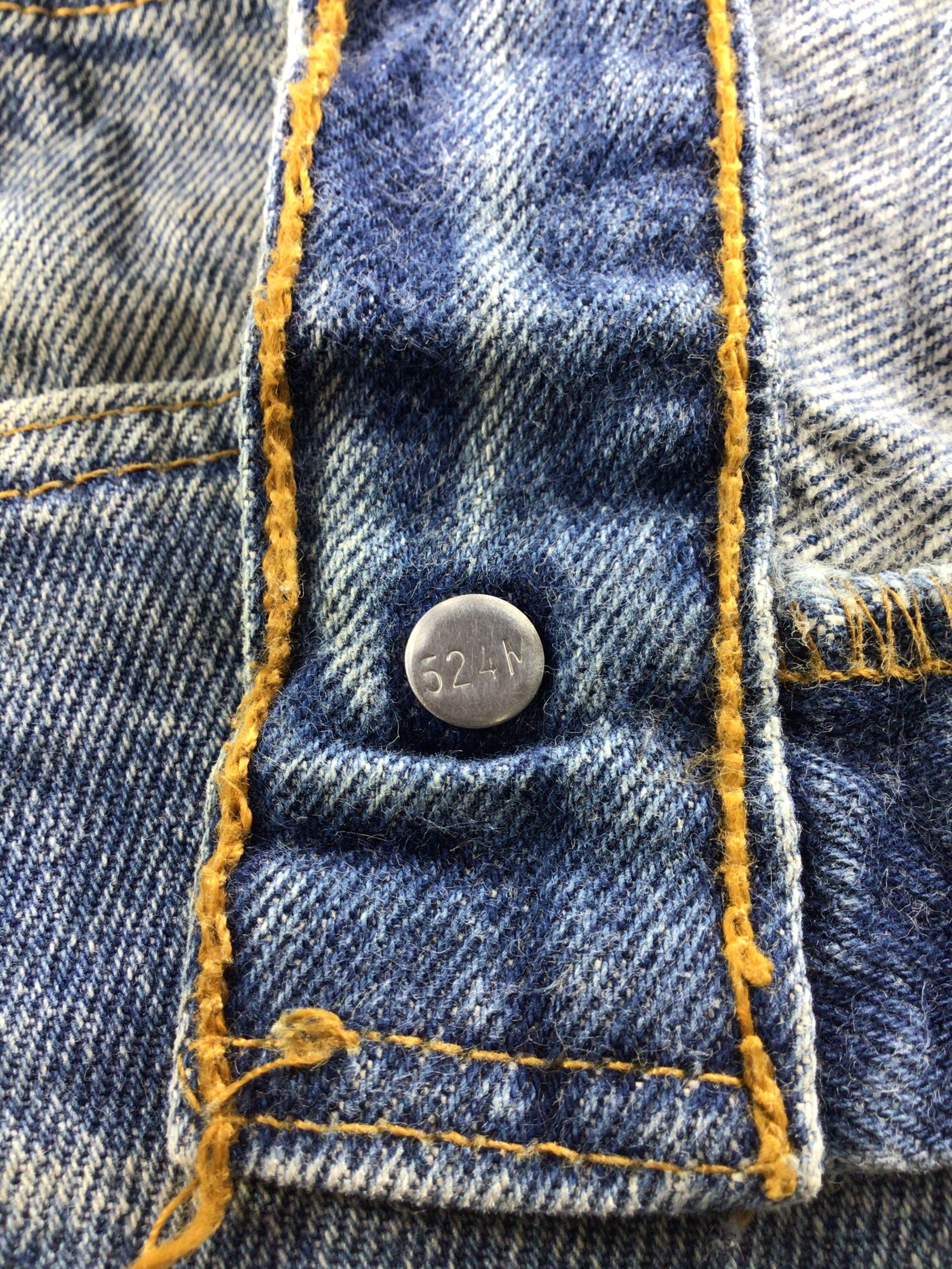 Levi's Vintage 90s Levis 501 Jeans Faded Blue Denim KJ160 Size US 34 / EU 50 - 9 Thumbnail
