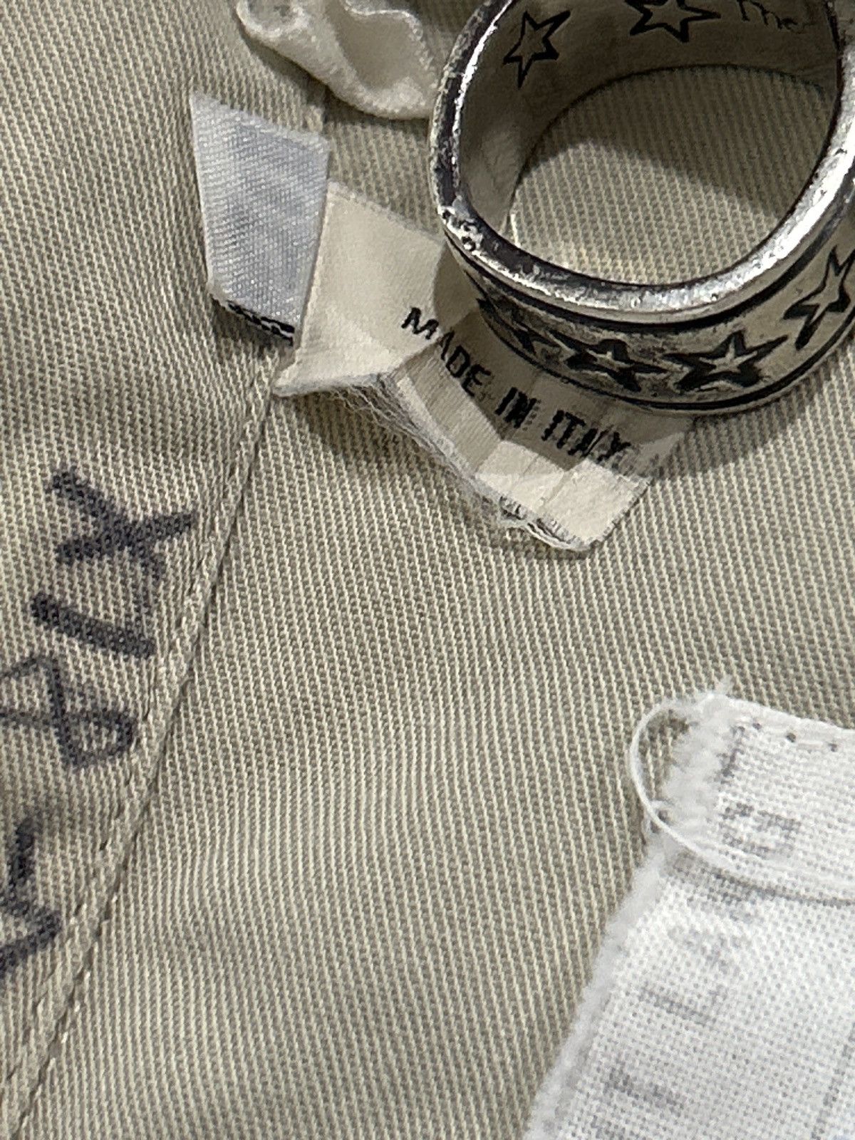 Helmut Lang 98 Helmut Lang Embroidered Button Up Shirt Size US M / EU 48-50 / 2 - 5 Thumbnail