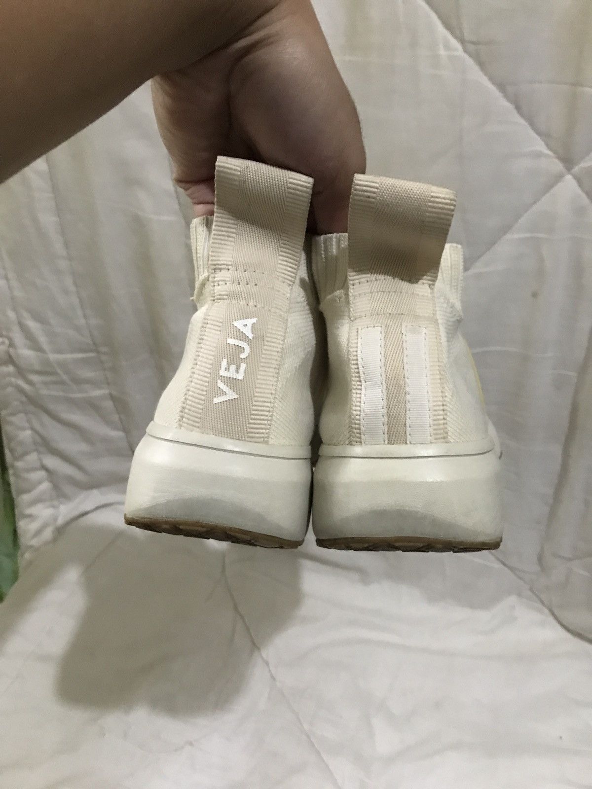 Rick Owens × Veja VEJA X RICK OWENS V KNIT MID BUTTER SNEAKER Size US 7 / IT 37 - 5 Thumbnail