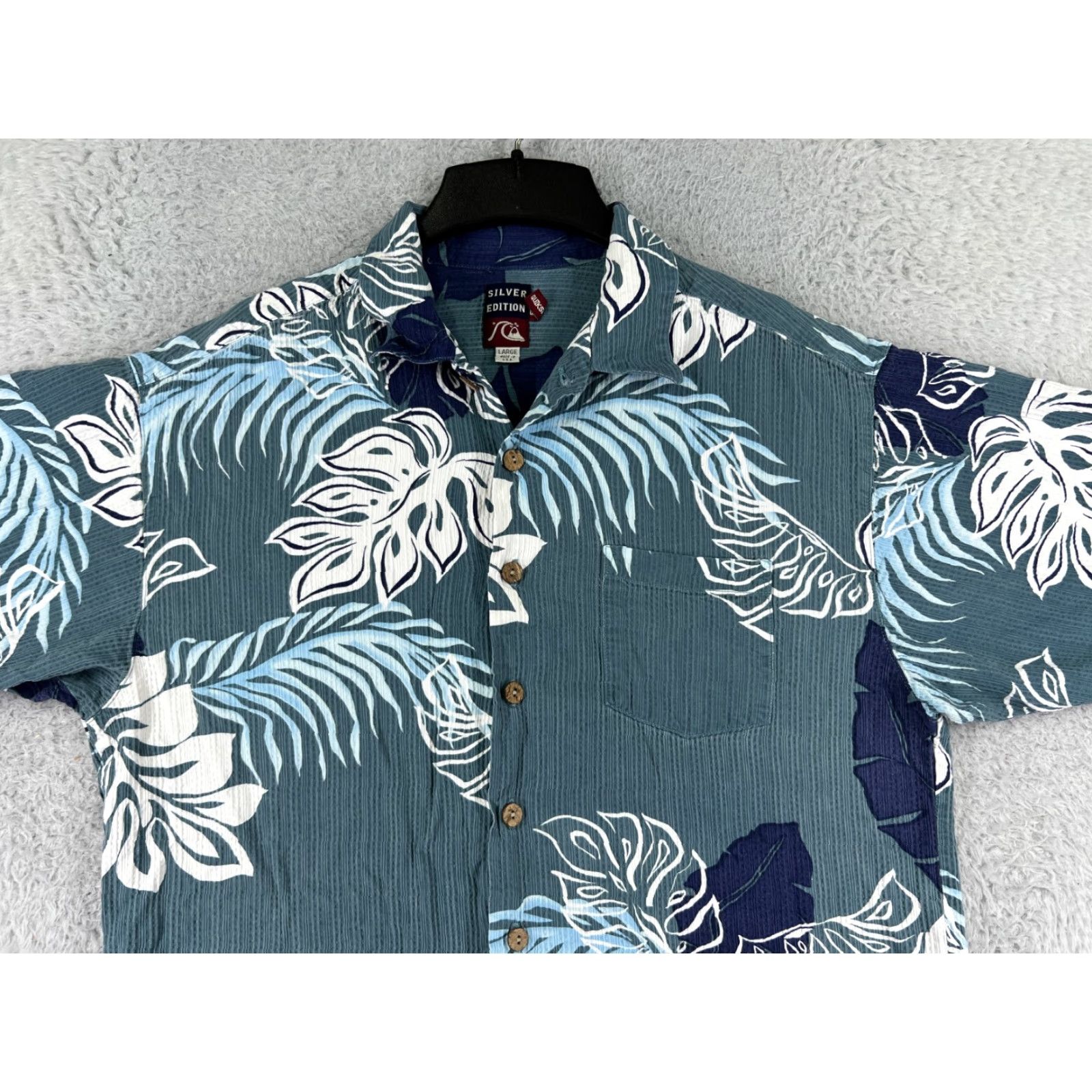 Quiksilver VINTAGE Quiksilver Shirt Men L Blue Palm Leave Hawaiian 100% Rayon Edition Size US L / EU 52-54 / 3 - 7 Thumbnail
