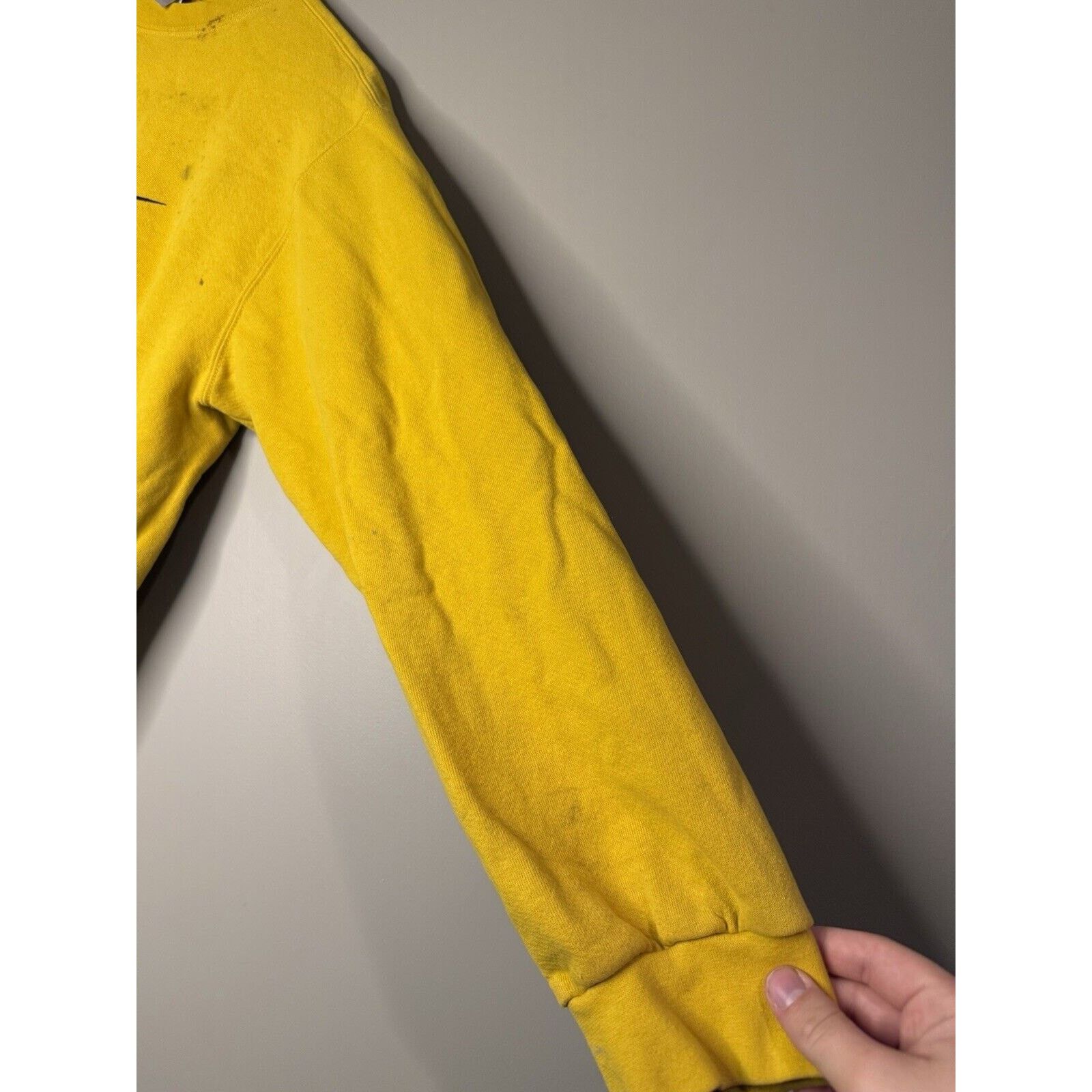 Nike 2000s NIKE Silver tag Yellow Crewneck Mini Swoosh thrashed Size US M / EU 48-50 / 2 - 5 Thumbnail